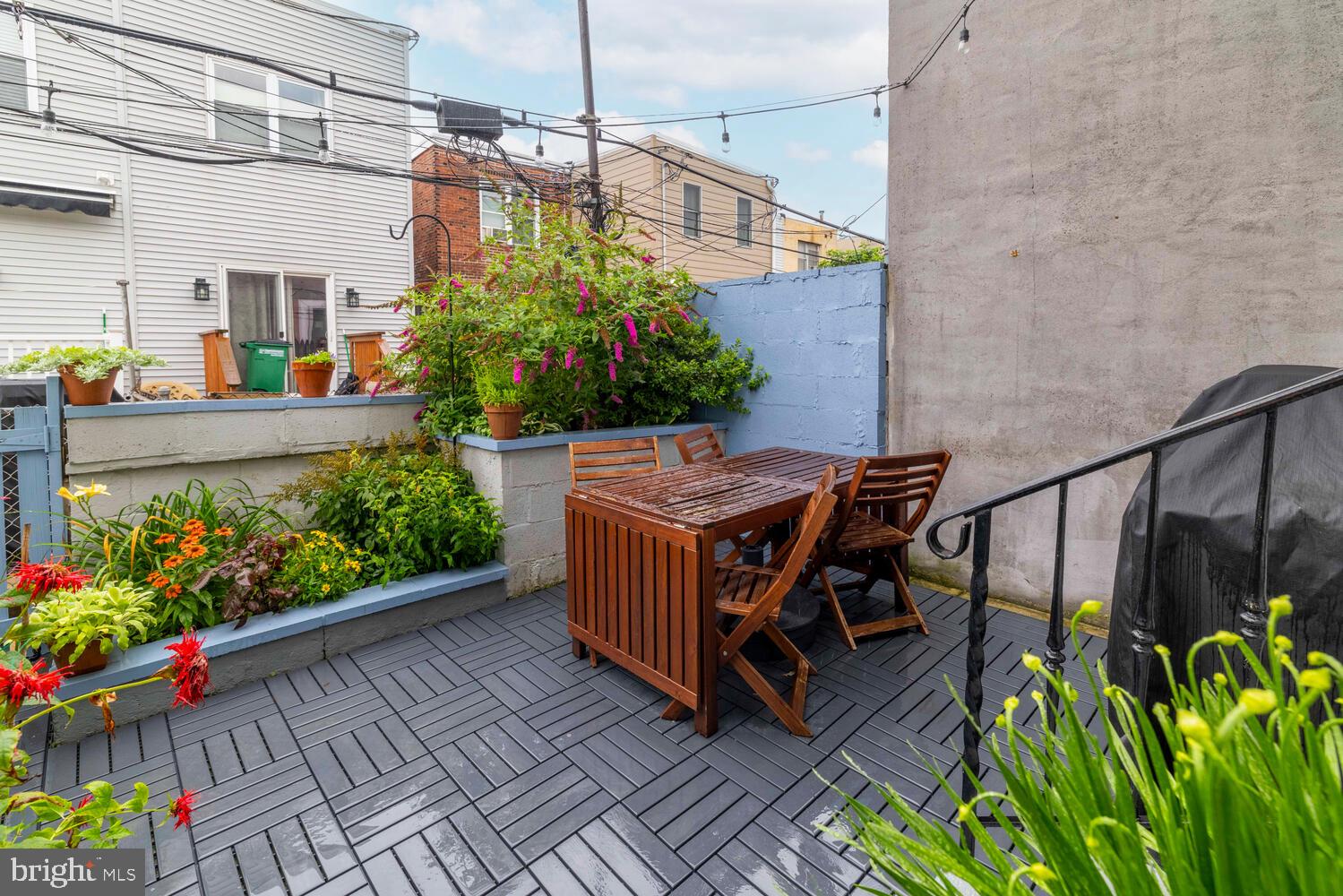 PHILADELPHIA (SOUTHWEST) - Residential