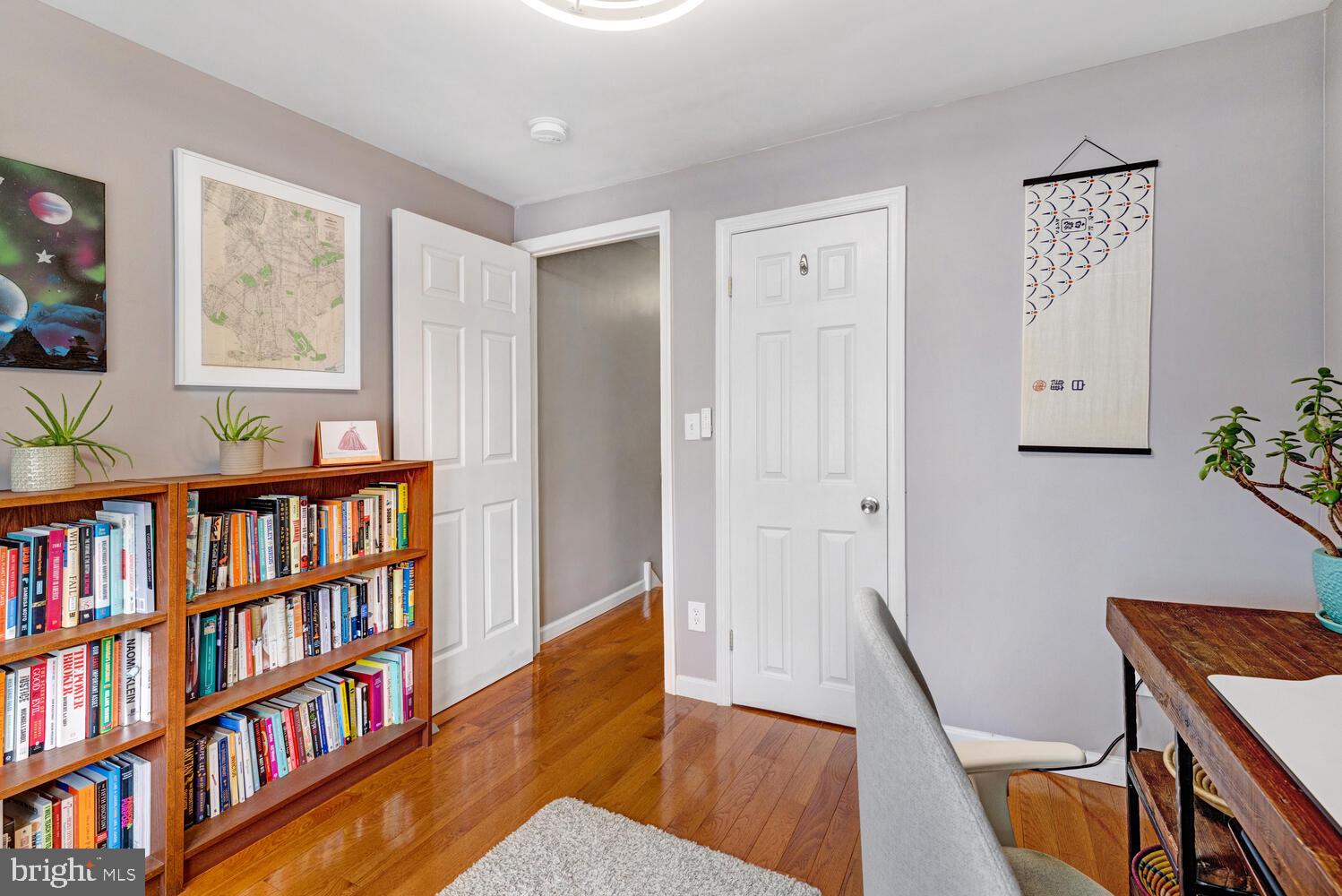 PHILADELPHIA (SOUTHWEST) - Residential