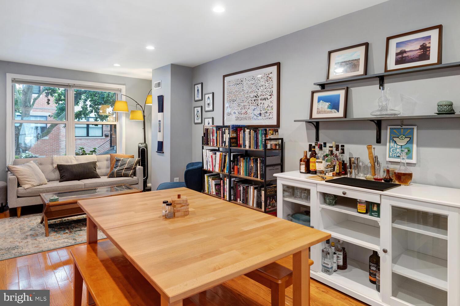 PHILADELPHIA (SOUTHWEST) - Residential