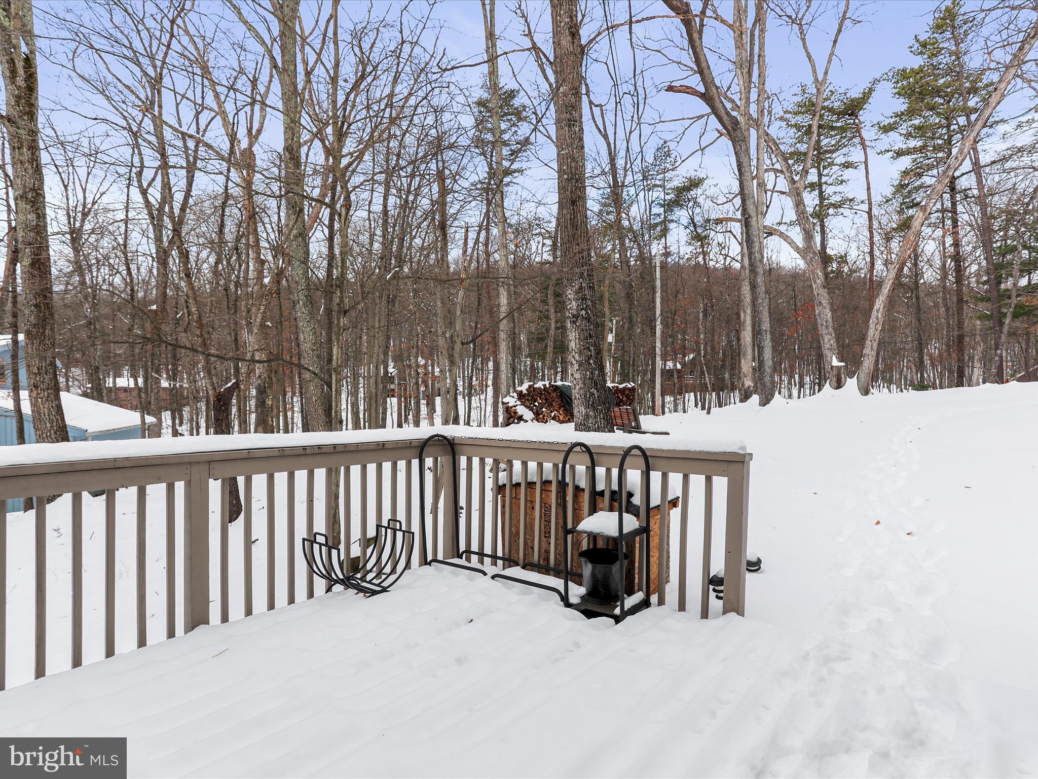 THE WOODS - Residential