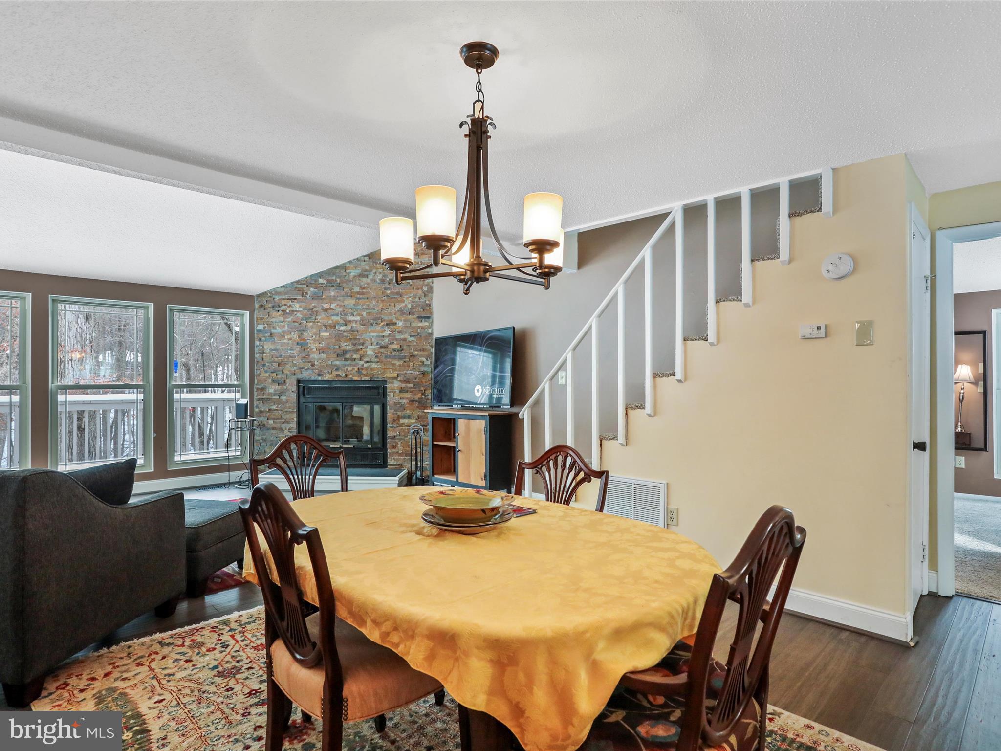 THE WOODS - Residential