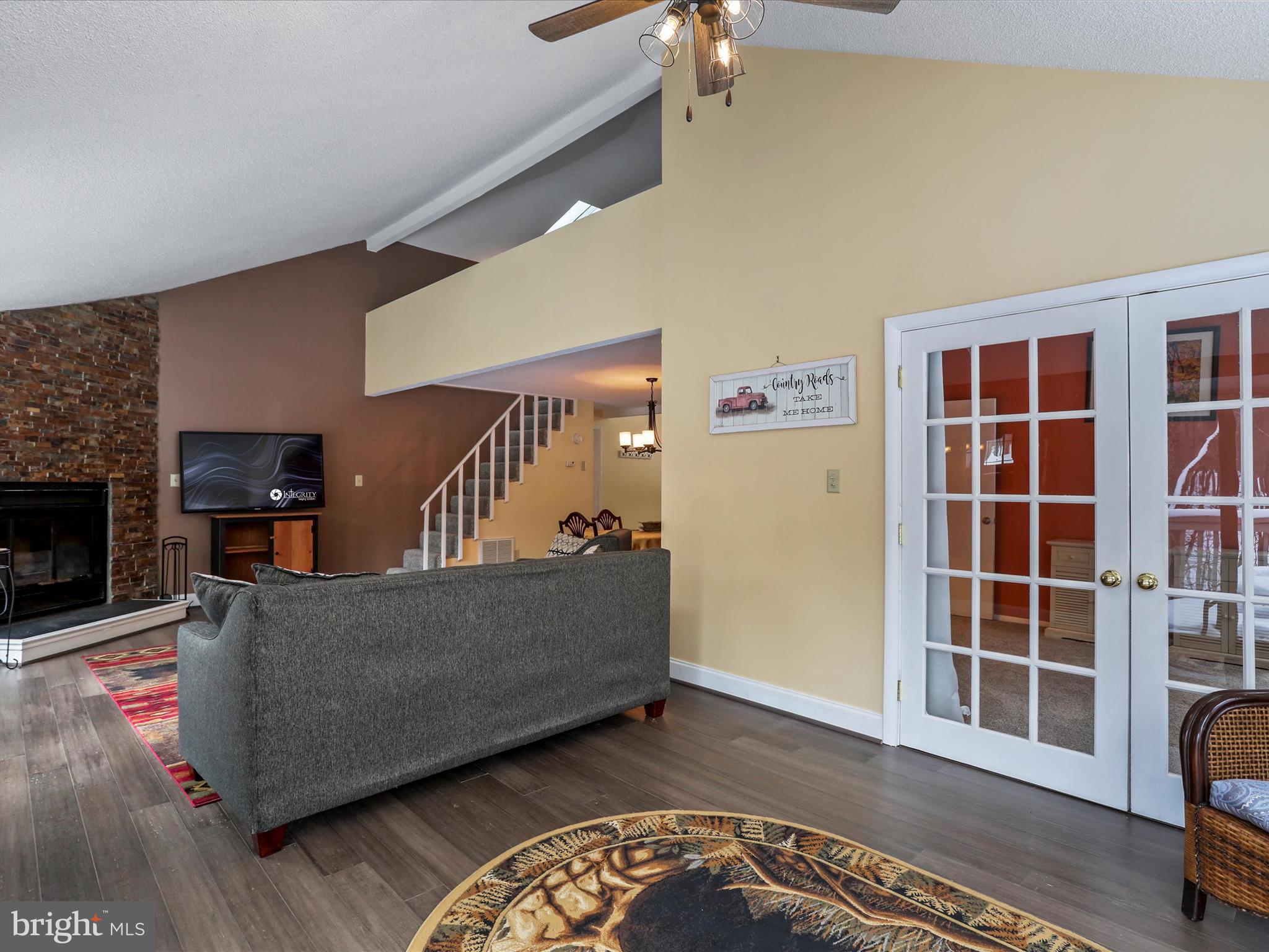 THE WOODS - Residential