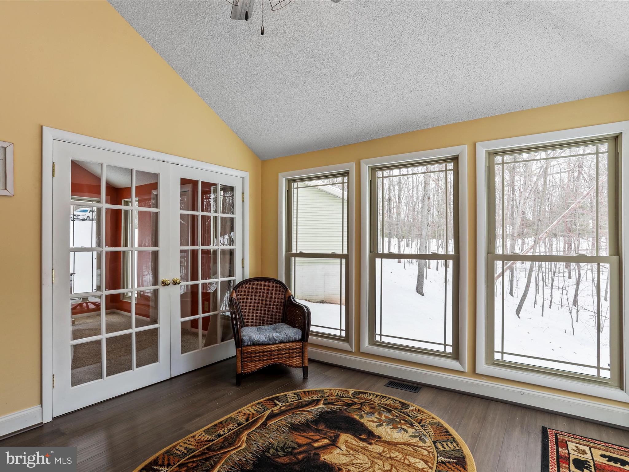 THE WOODS - Residential