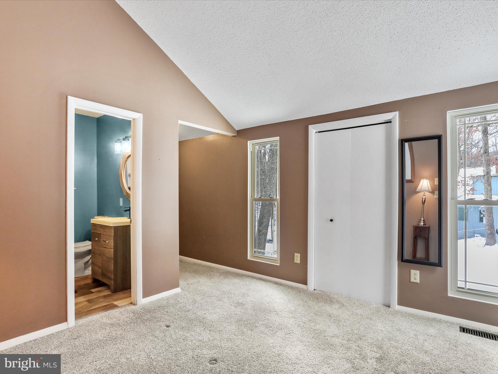 THE WOODS - Residential