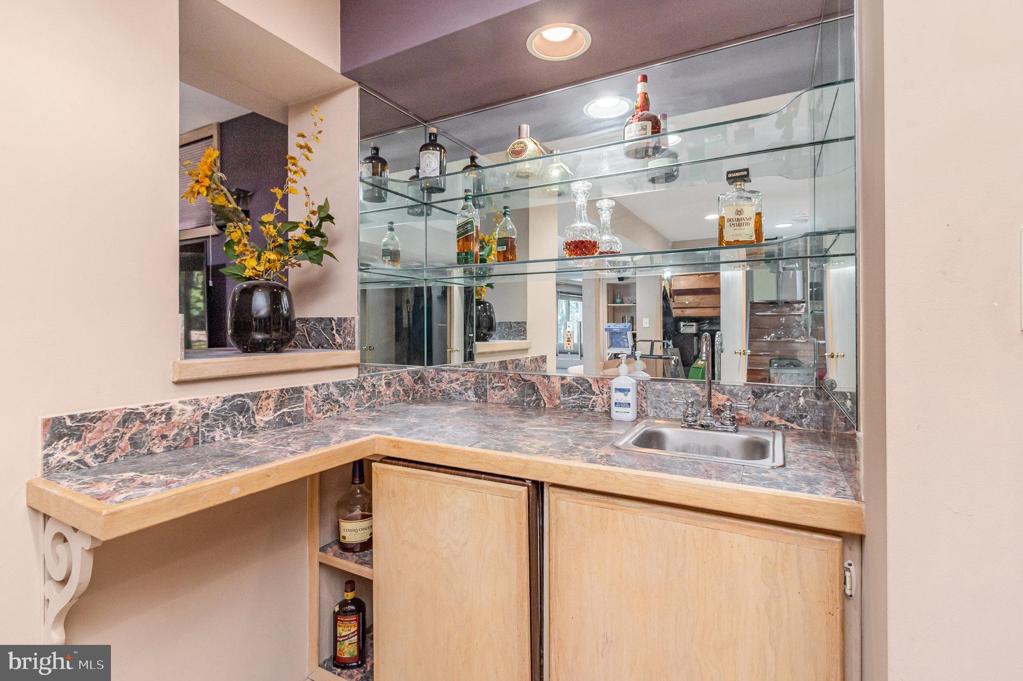 VILLAGE OF KINGS CONTRIVANCE - Residential