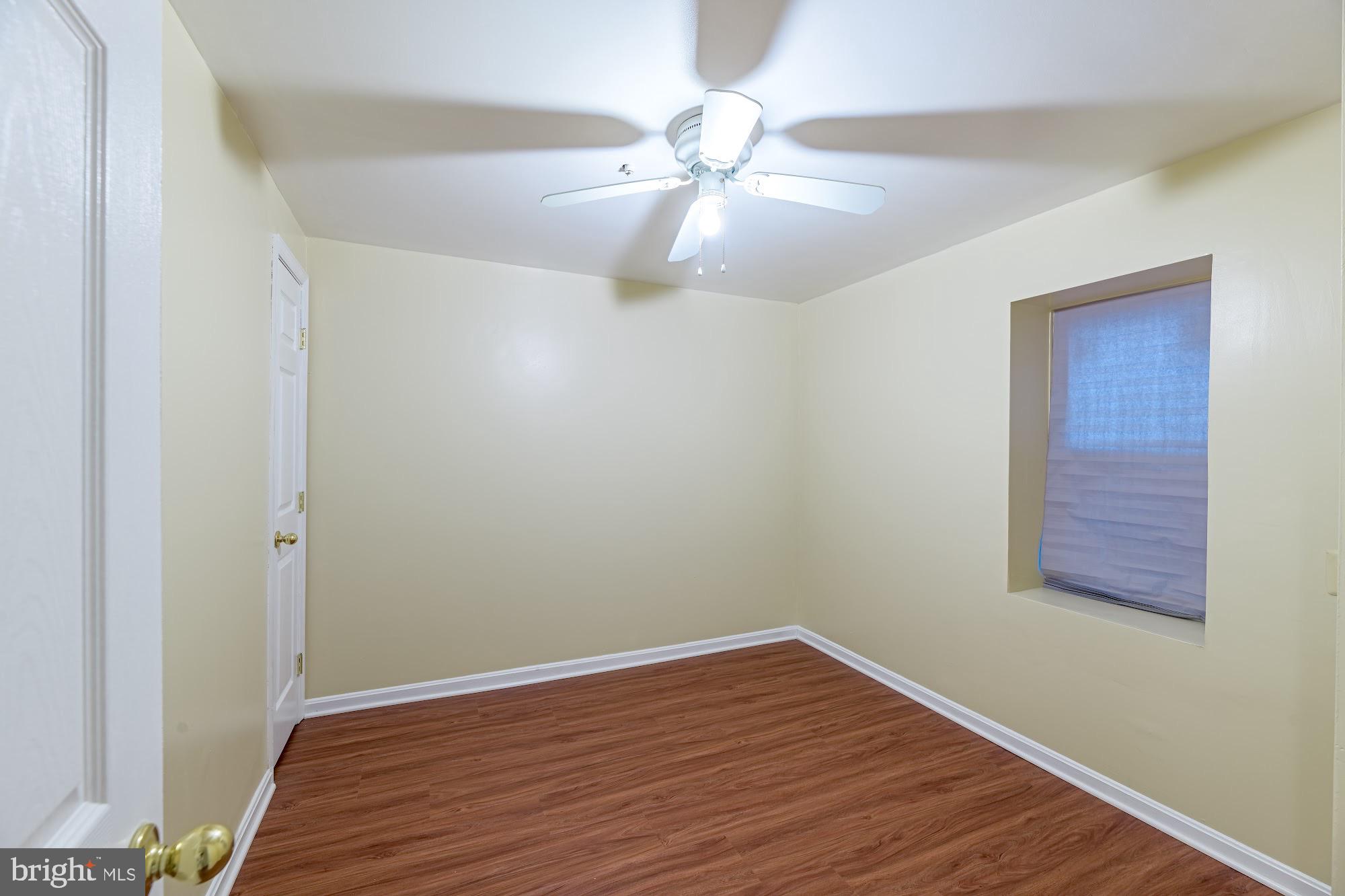 SUMMIT CREEK - Residential Lease