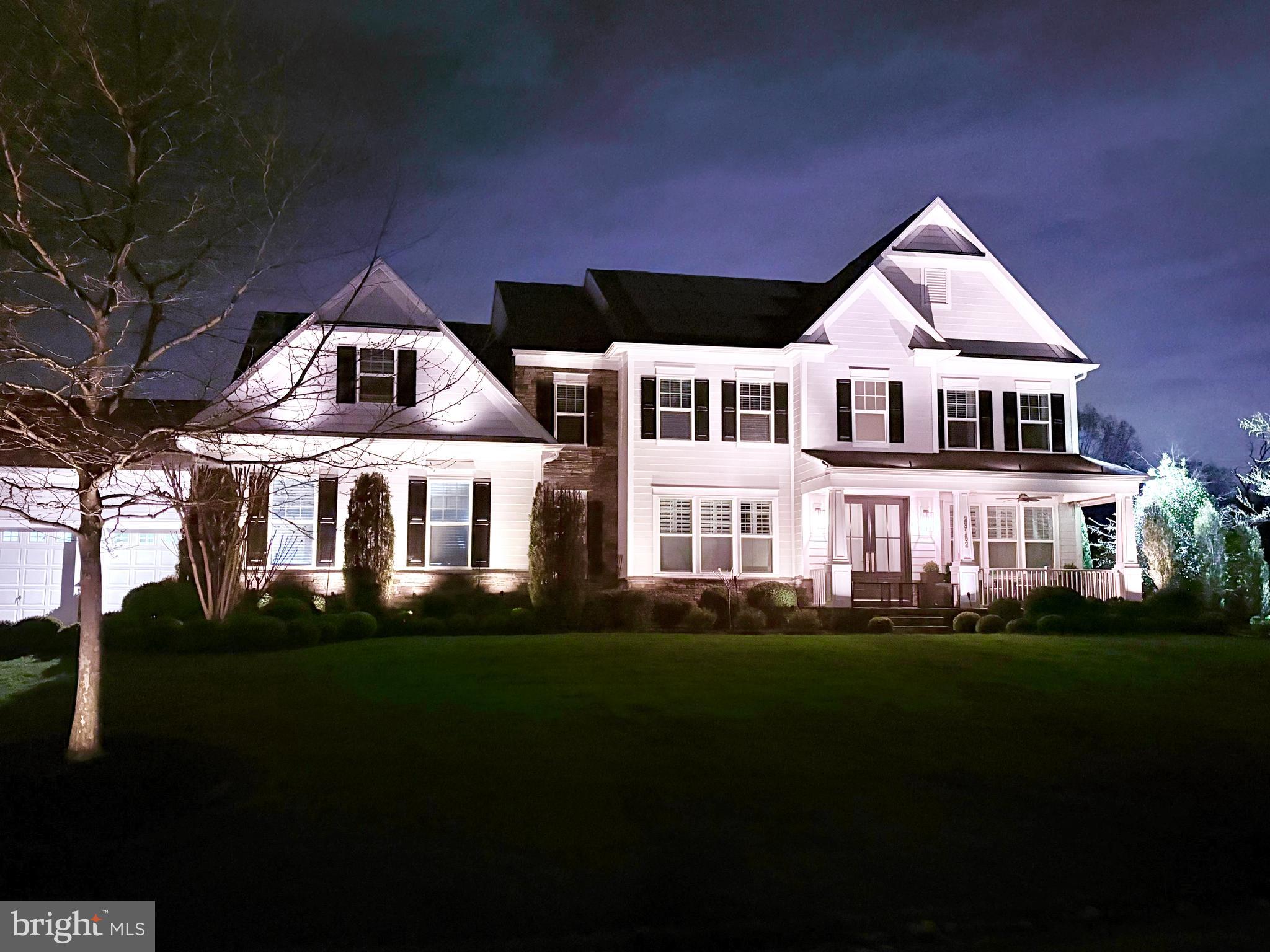 HUNTLEIGH AT CREIGHTON FARMS - Residential