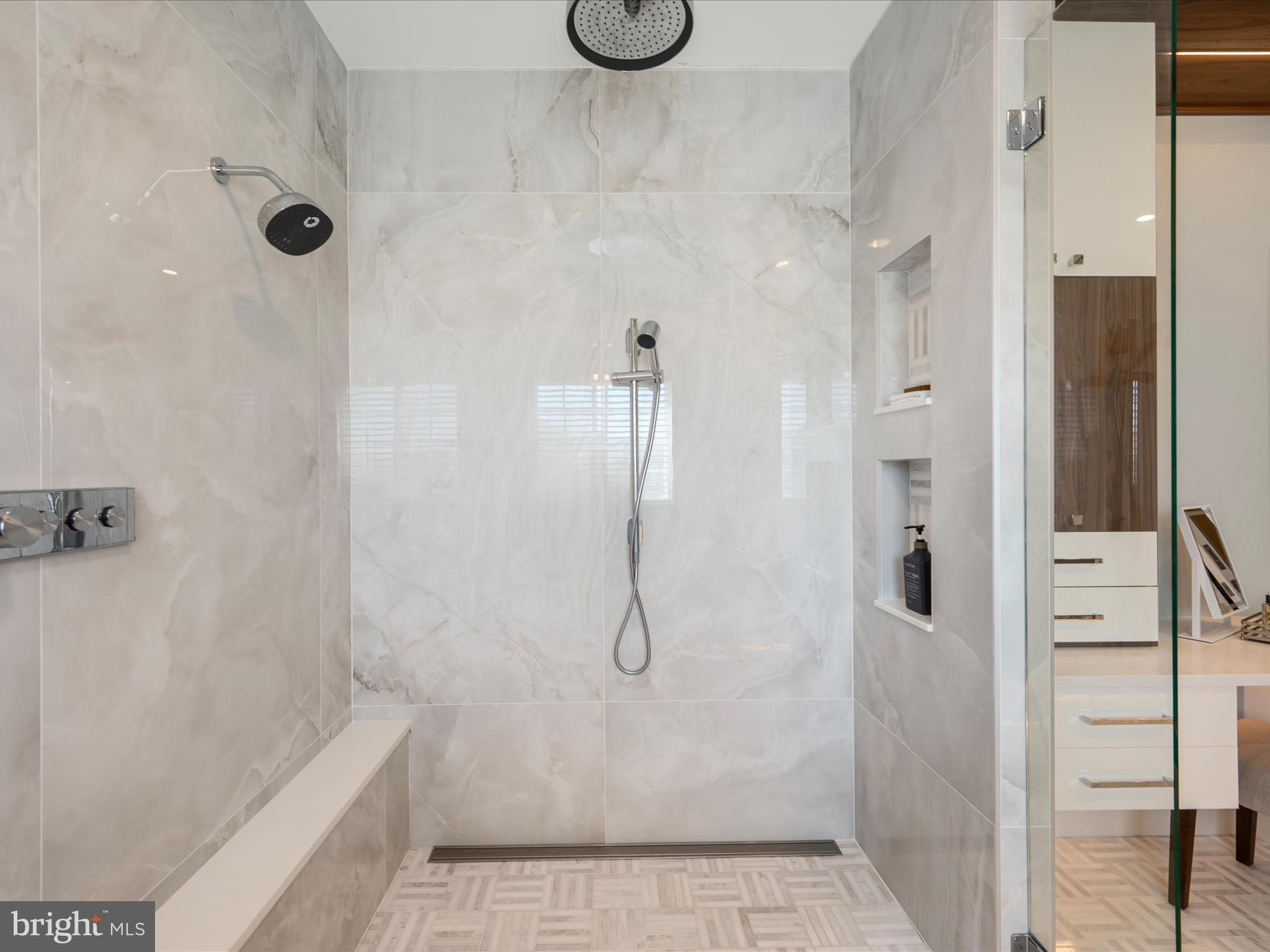 HUNTLEIGH AT CREIGHTON FARMS - Residential