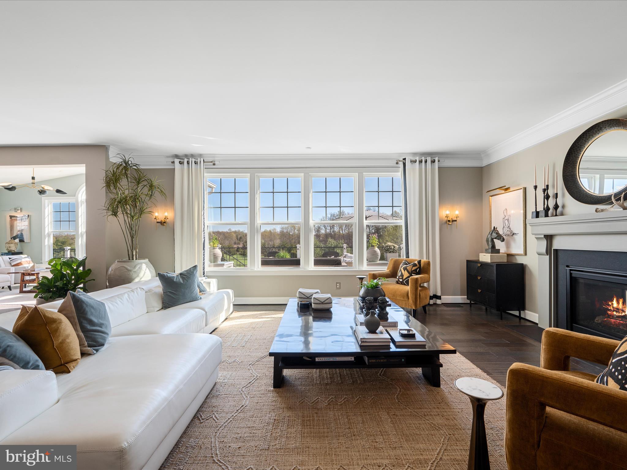 HUNTLEIGH AT CREIGHTON FARMS - Residential