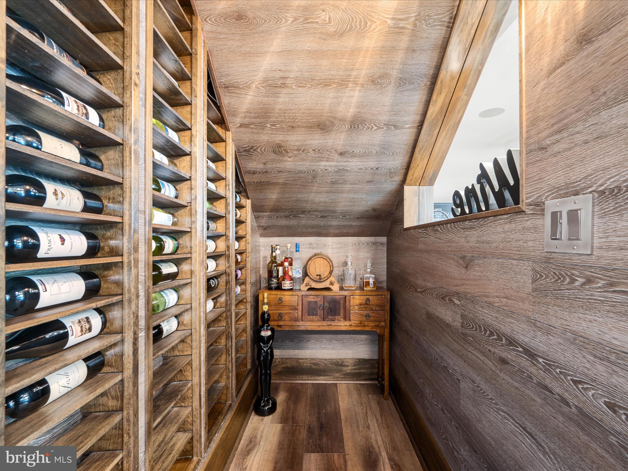 HUNTLEIGH AT CREIGHTON FARMS - Residential