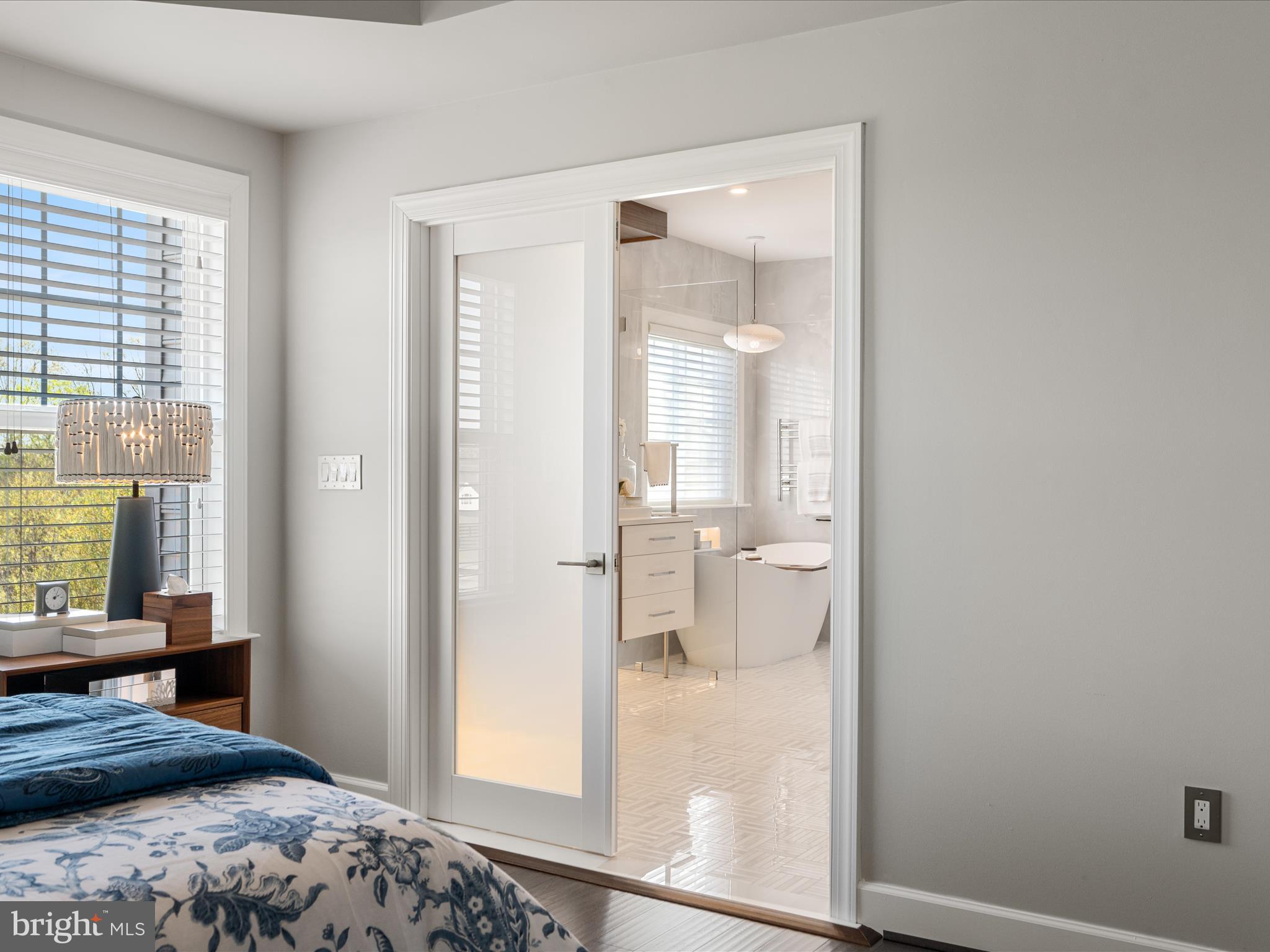 HUNTLEIGH AT CREIGHTON FARMS - Residential