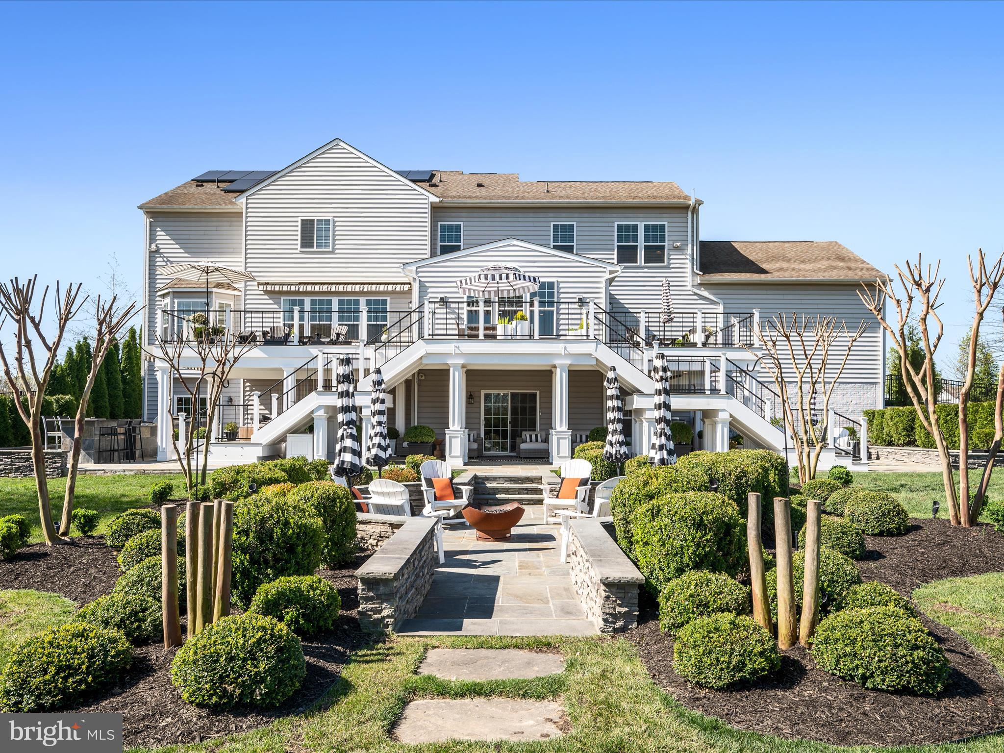 HUNTLEIGH AT CREIGHTON FARMS - Residential