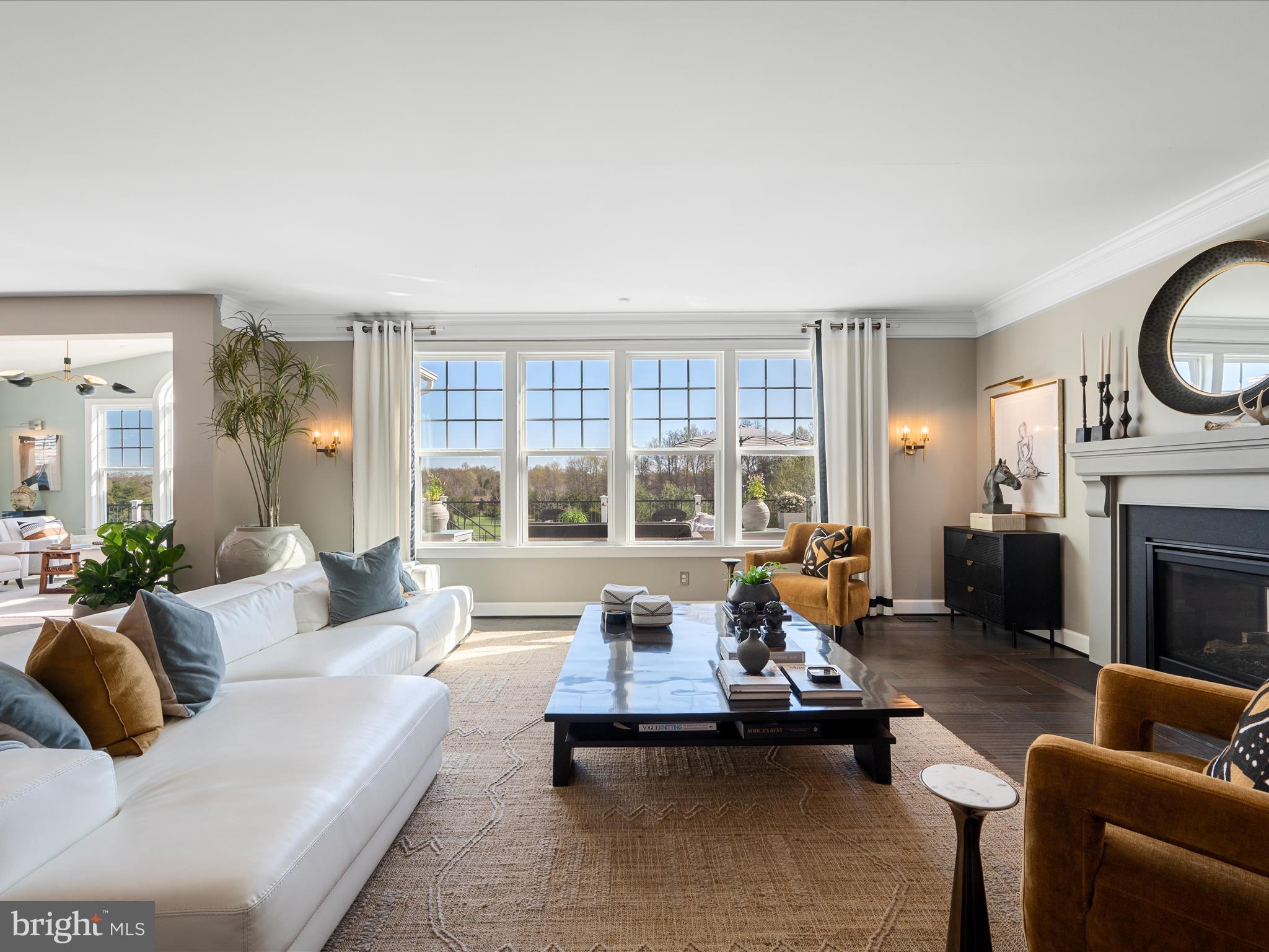 HUNTLEIGH AT CREIGHTON FARMS - Residential