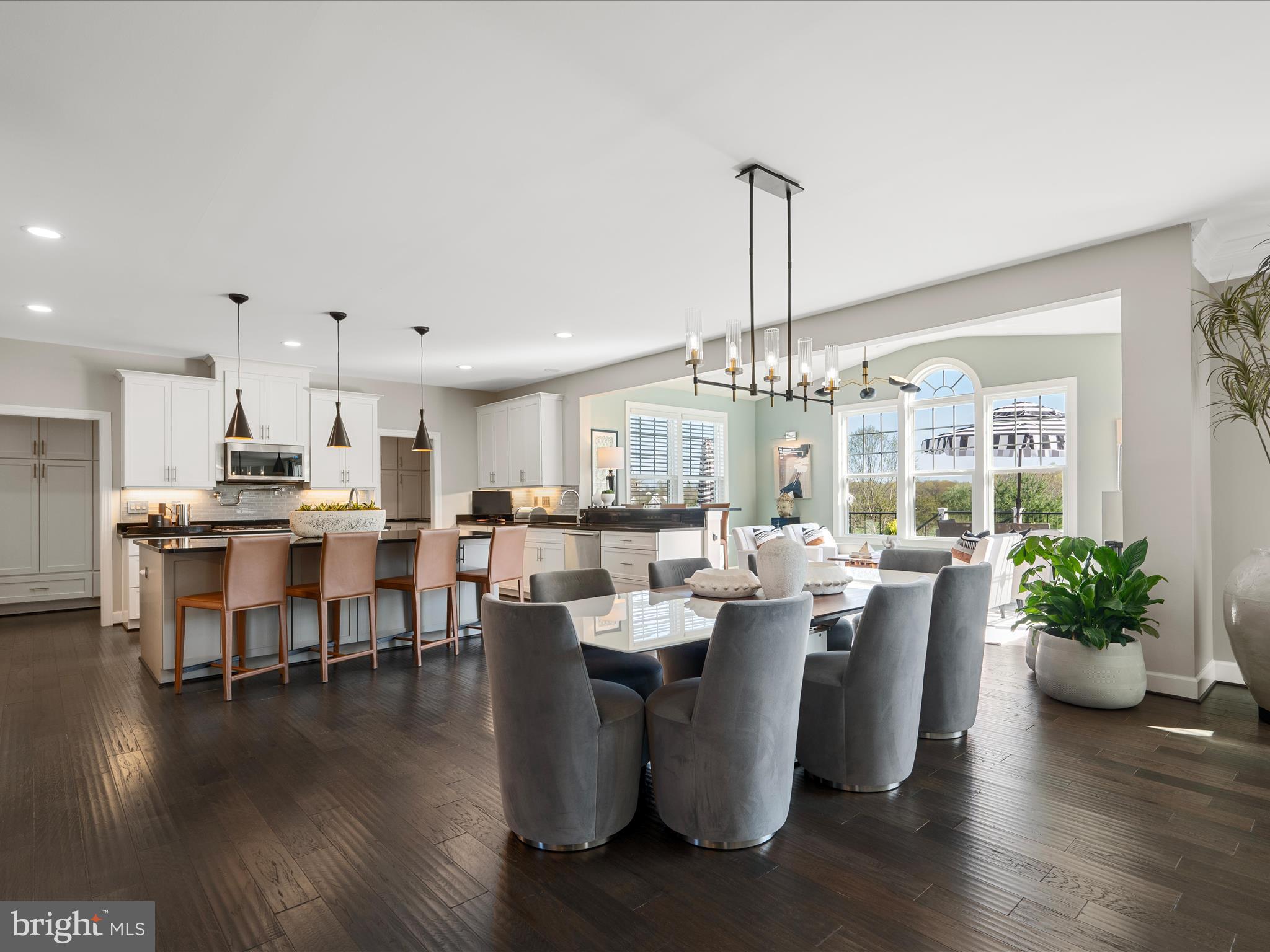 HUNTLEIGH AT CREIGHTON FARMS - Residential