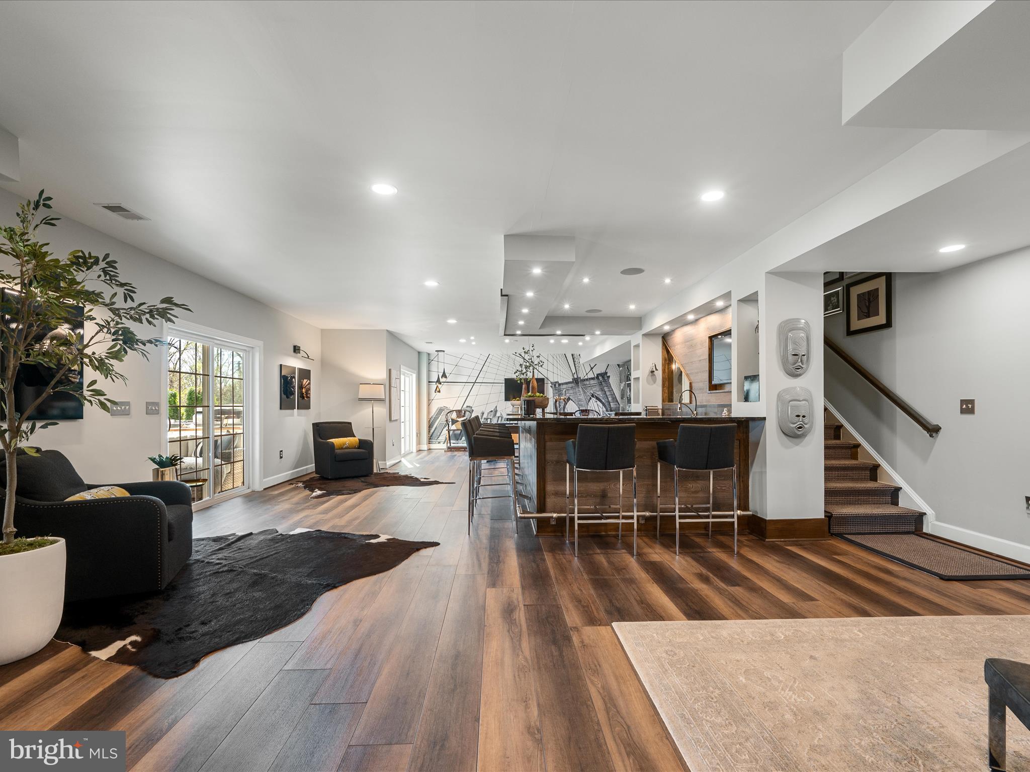 HUNTLEIGH AT CREIGHTON FARMS - Residential