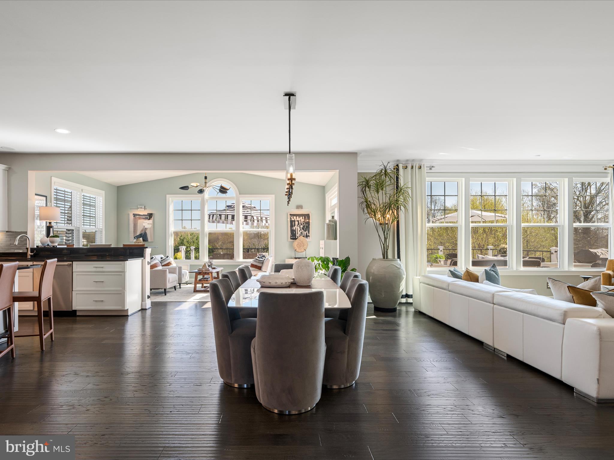 HUNTLEIGH AT CREIGHTON FARMS - Residential