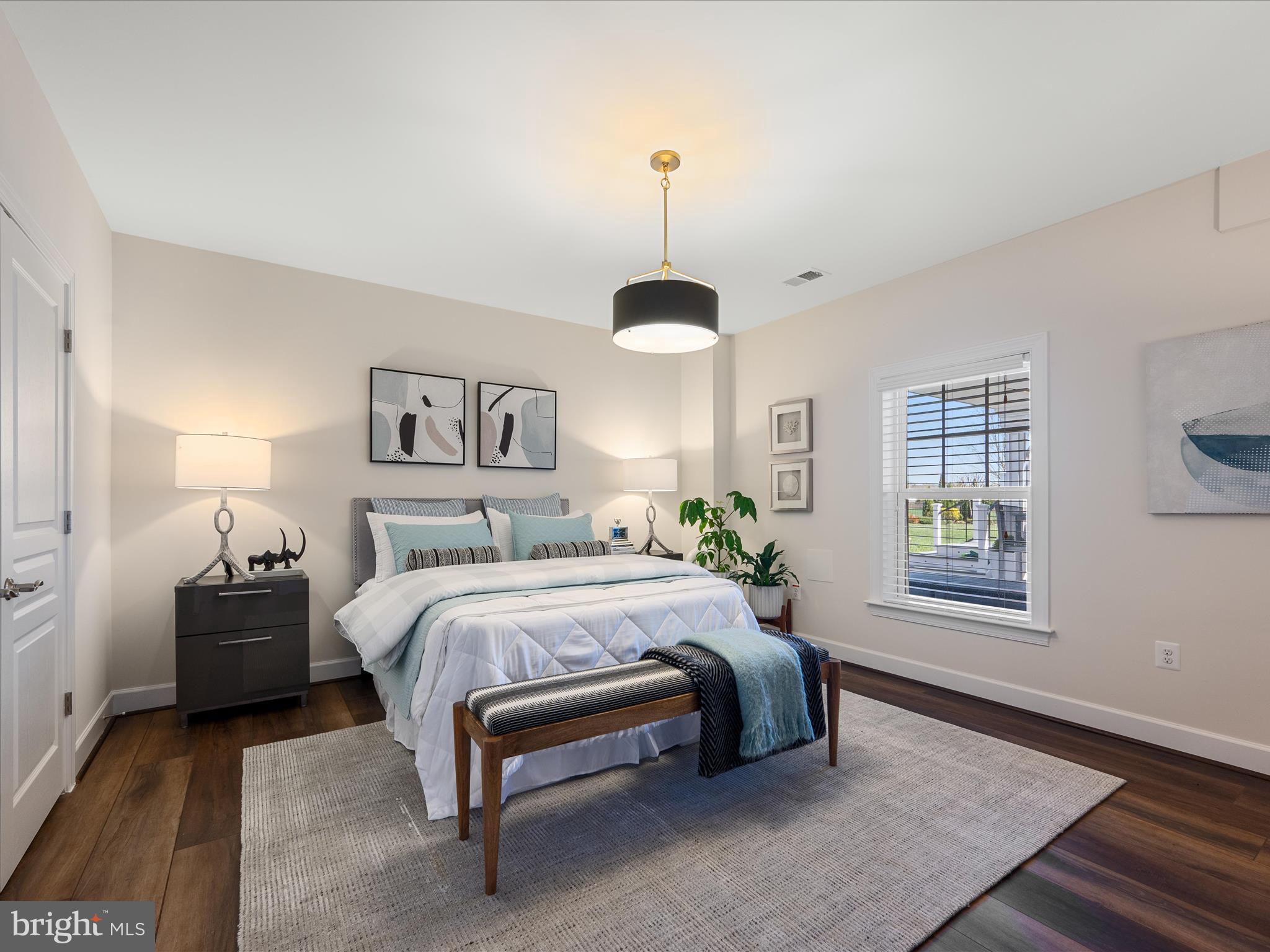 HUNTLEIGH AT CREIGHTON FARMS - Residential