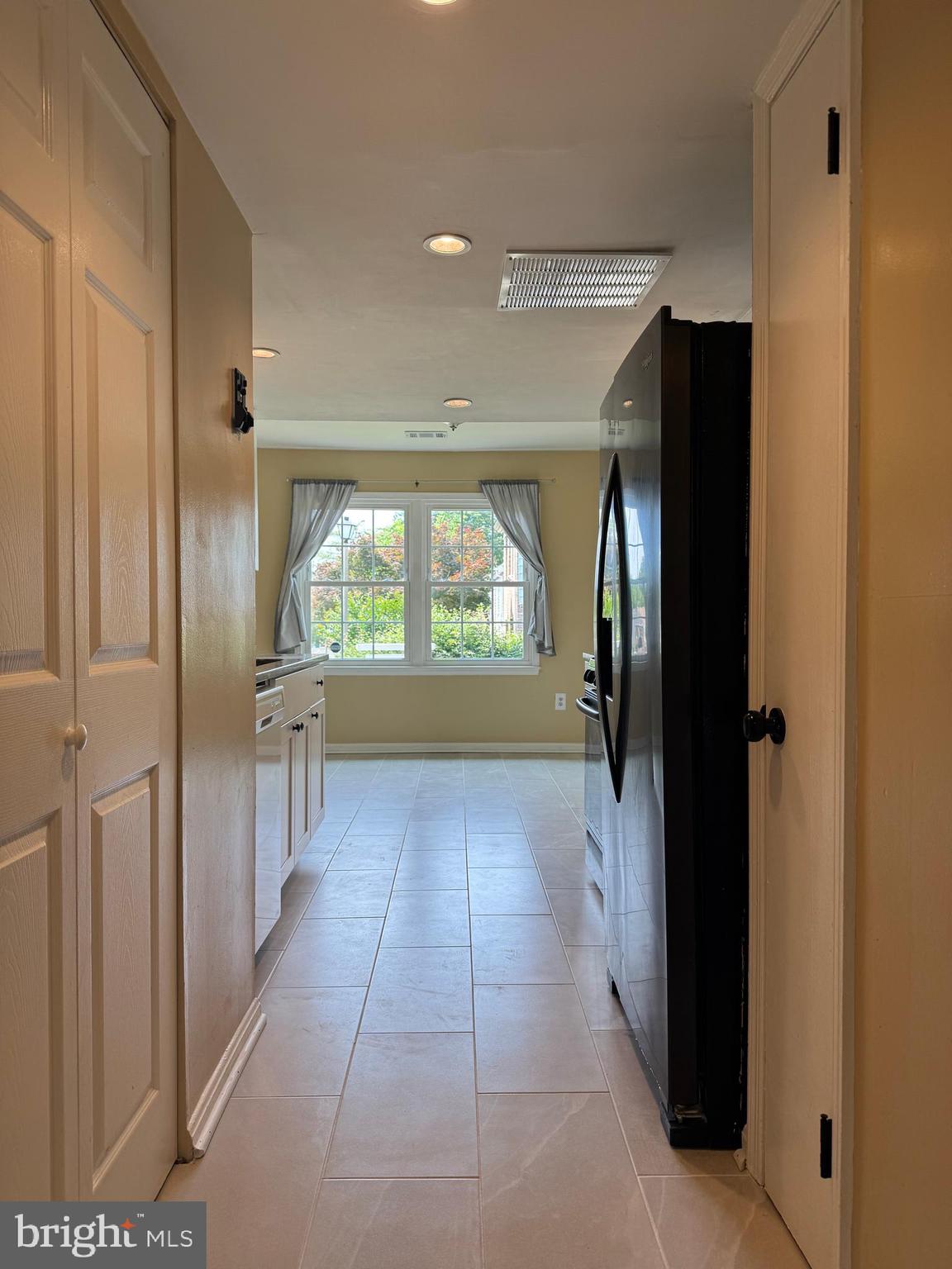 2035 MAYFLOWER DRIVE