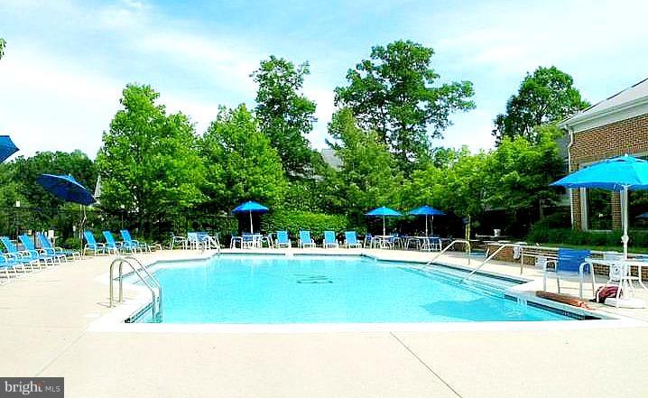 EDGEWATER AT TOWN CENTER - Residential Lease