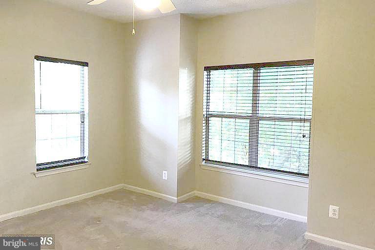 EDGEWATER AT TOWN CENTER - Residential Lease