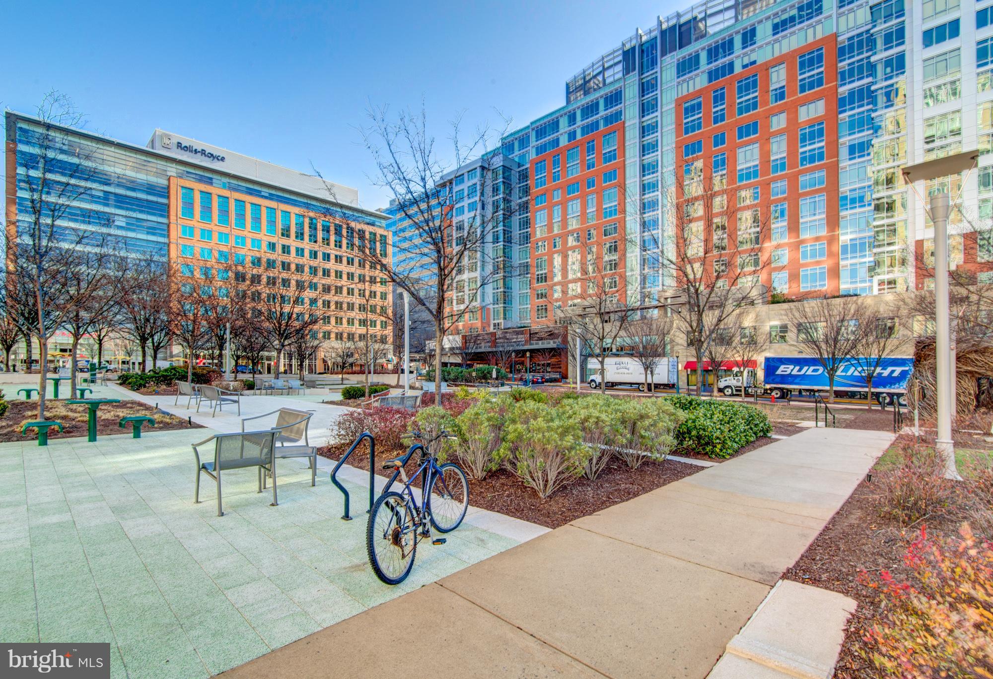 EDGEWATER AT TOWN CENTER - Residential Lease