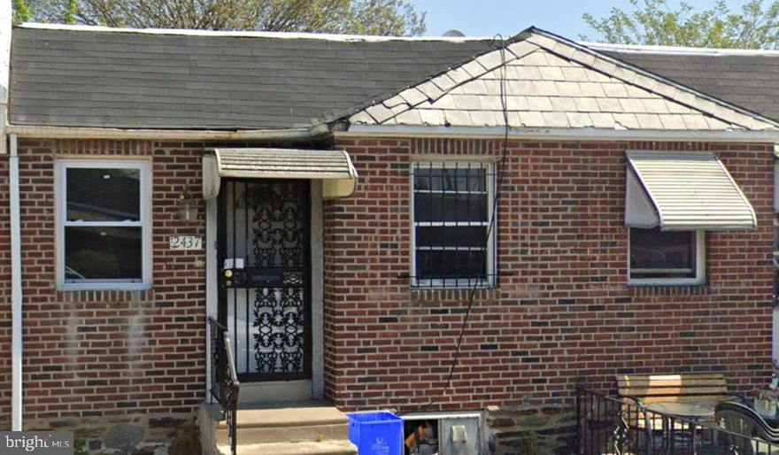 Welcome to 2437 South Frazier Street, a charming and efficient 648 sq ft home. Zoned RM1 and boasting an active rental license. This single-unit property is an excellent income-producing opportunity. Designed for the savvy investor, it offers room for improvement, allowing you to increase rent over time.

The home features 2 bedrooms and 1 bathroom, perfectly sized for those seeking easy maintenance and a cozy atmosphere. The property sits on a 1114 square foot lot. Whether you're an investor looking to expand your rental portfolio or are a home buyer looking for your next place to live, 2437 South Frazier Street is waiting for you to make it your own.