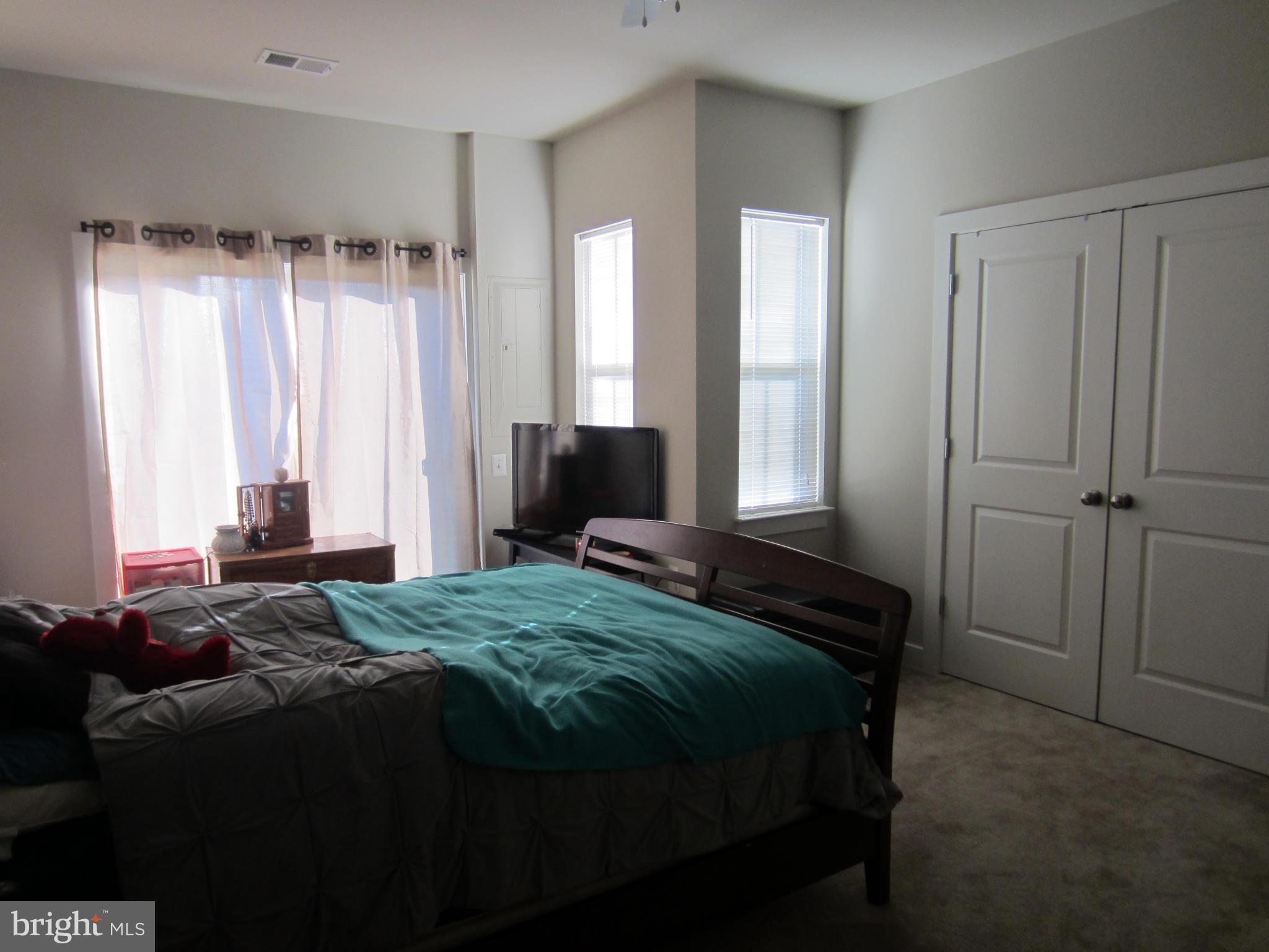 WOODSTREAM - Residential Lease