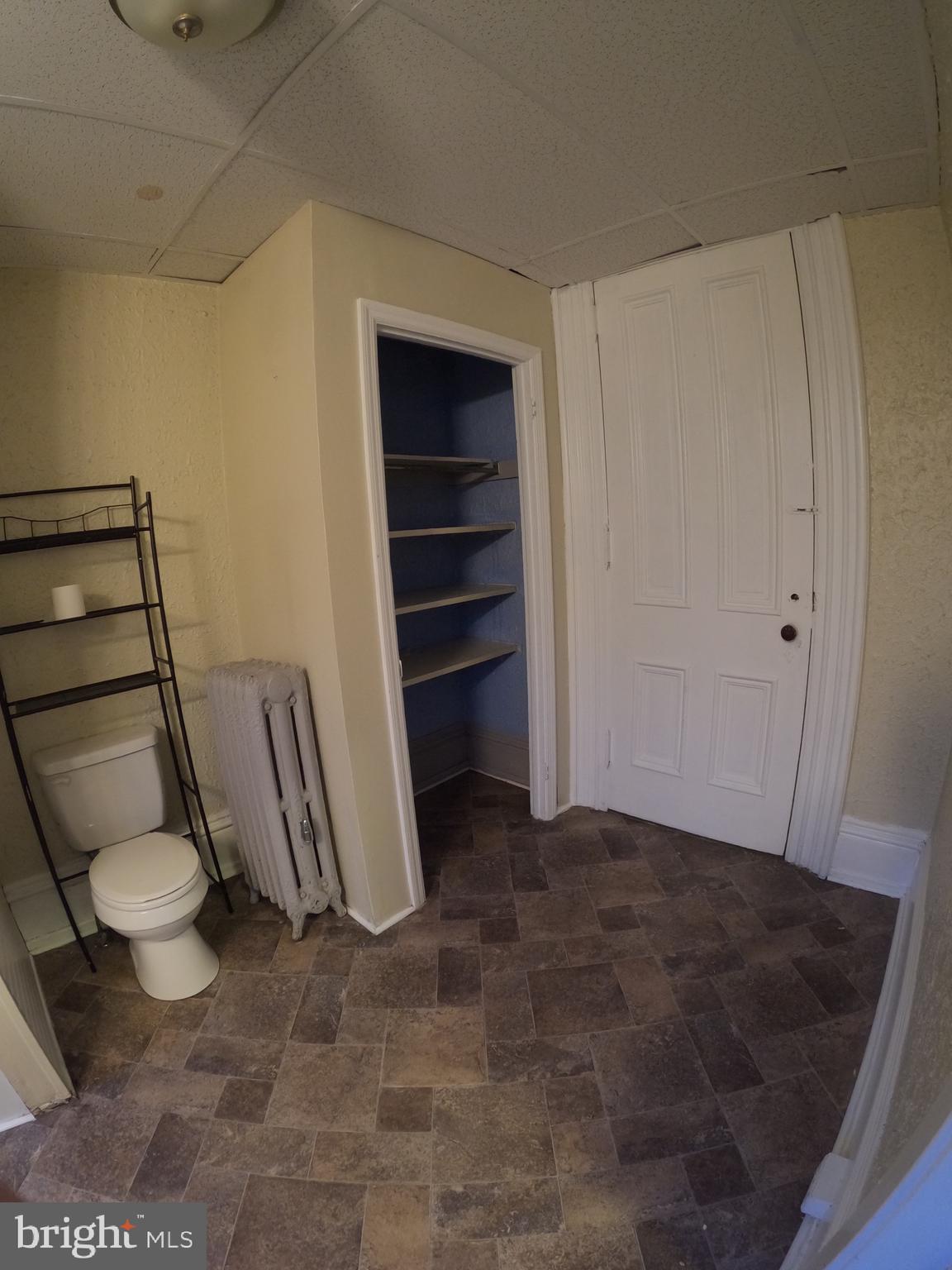 DOWNTOWN YORK - Residential Lease