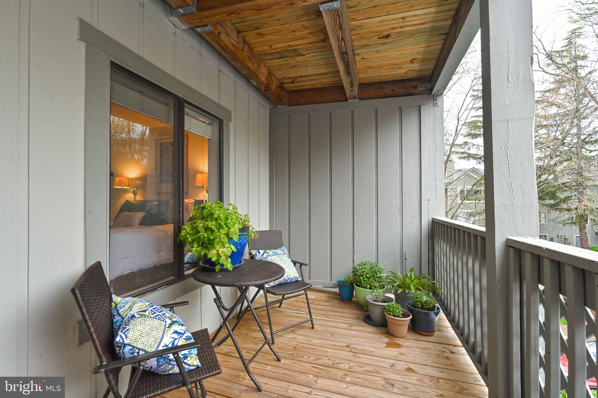 HUNTERS CROSSING - Residential