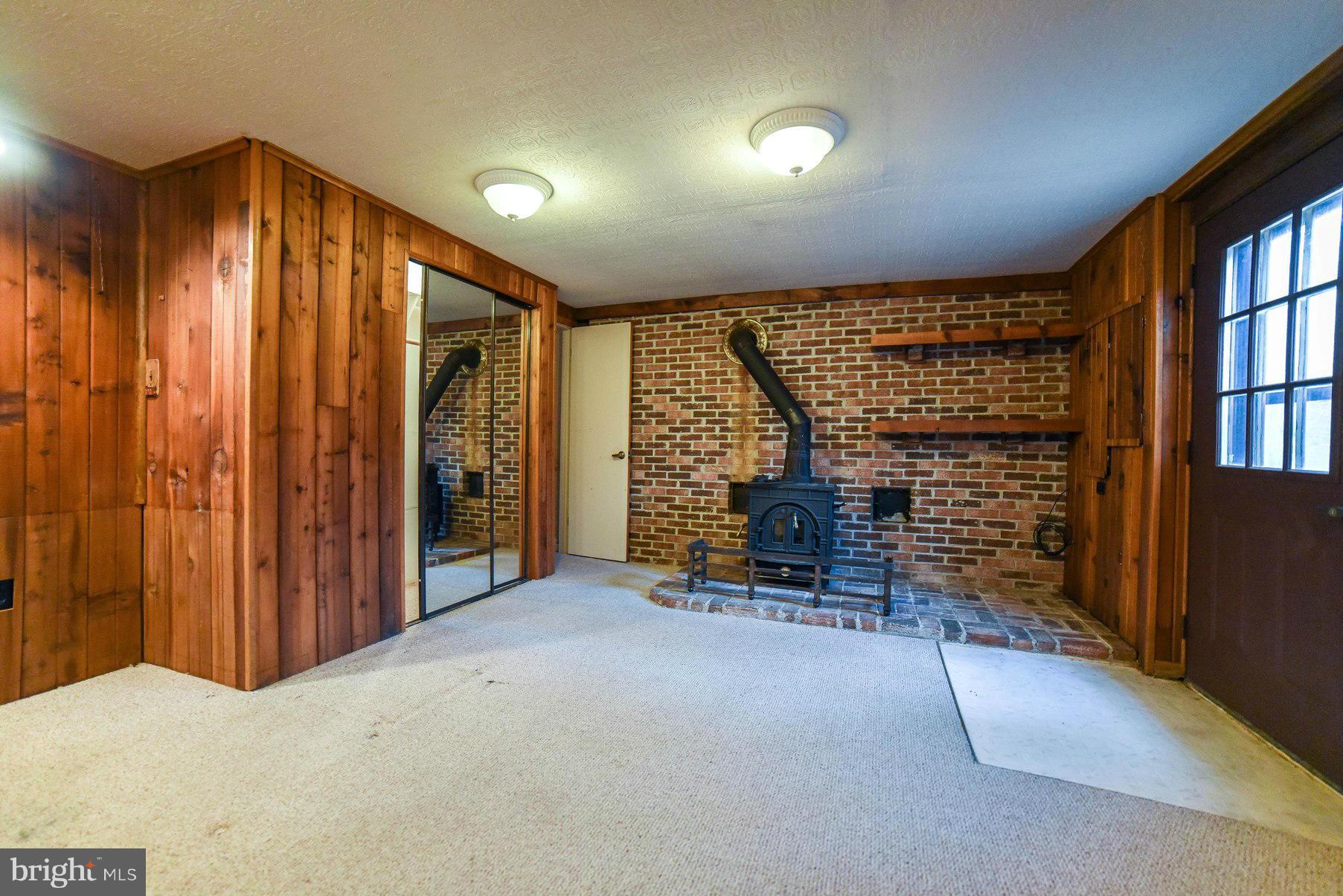 GILLENS GROVE - Residential