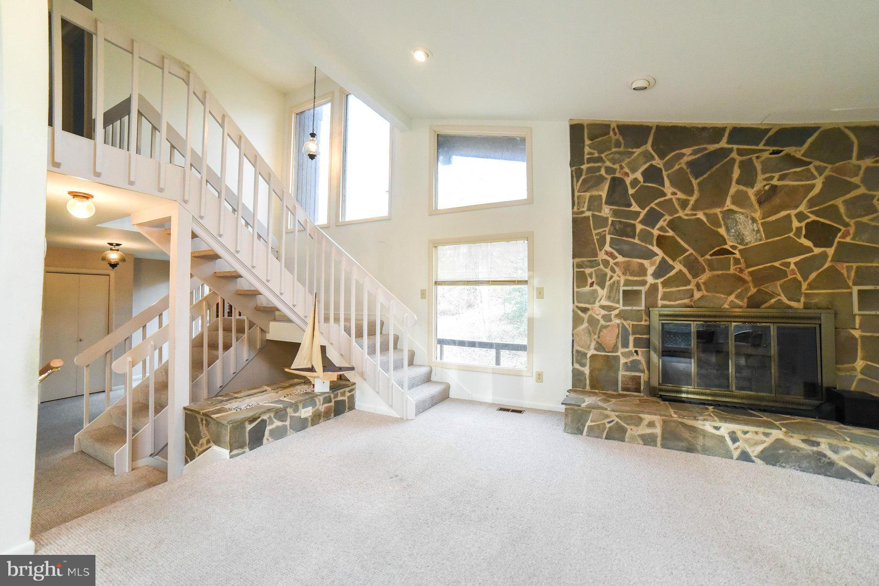 GILLENS GROVE - Residential