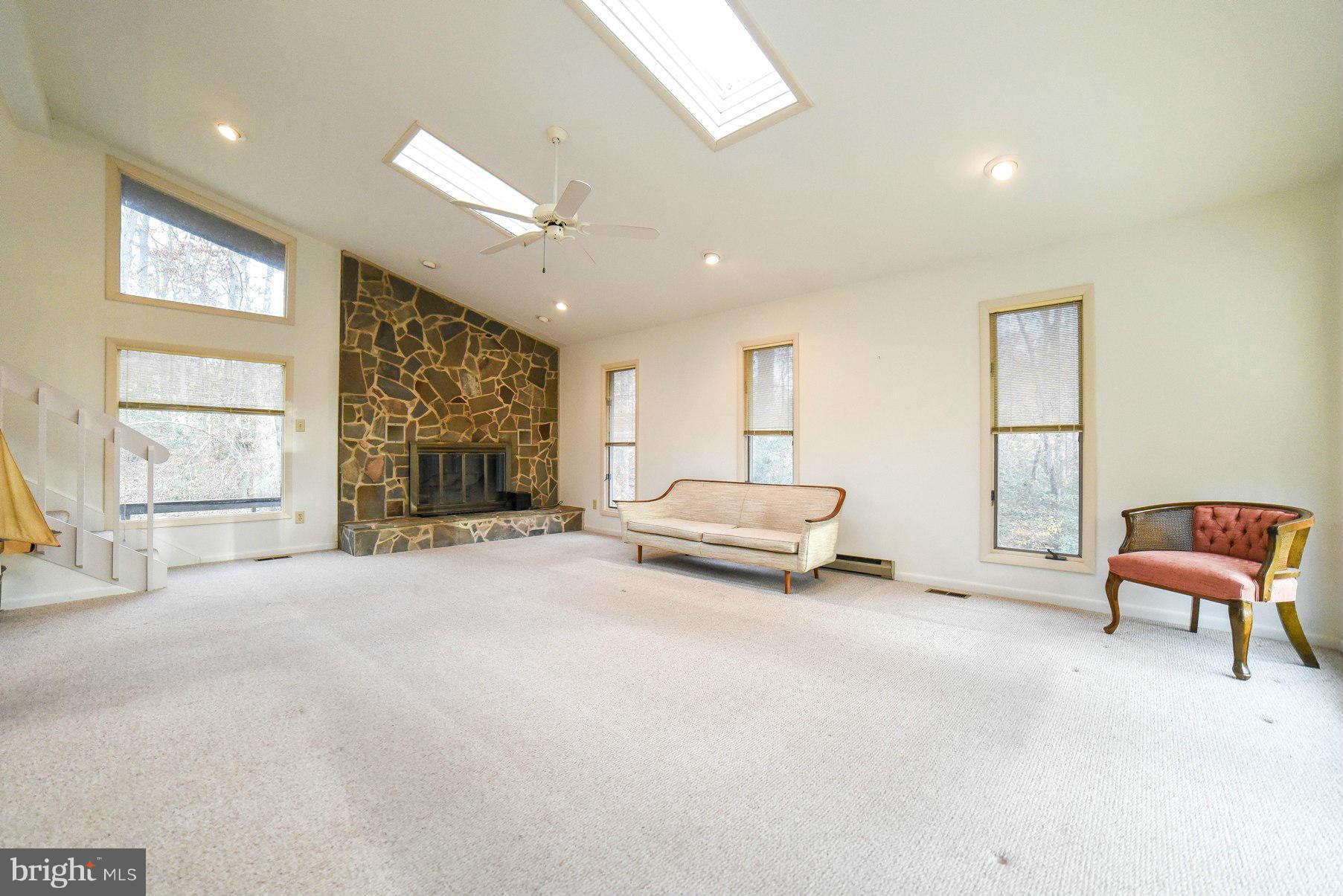 GILLENS GROVE - Residential