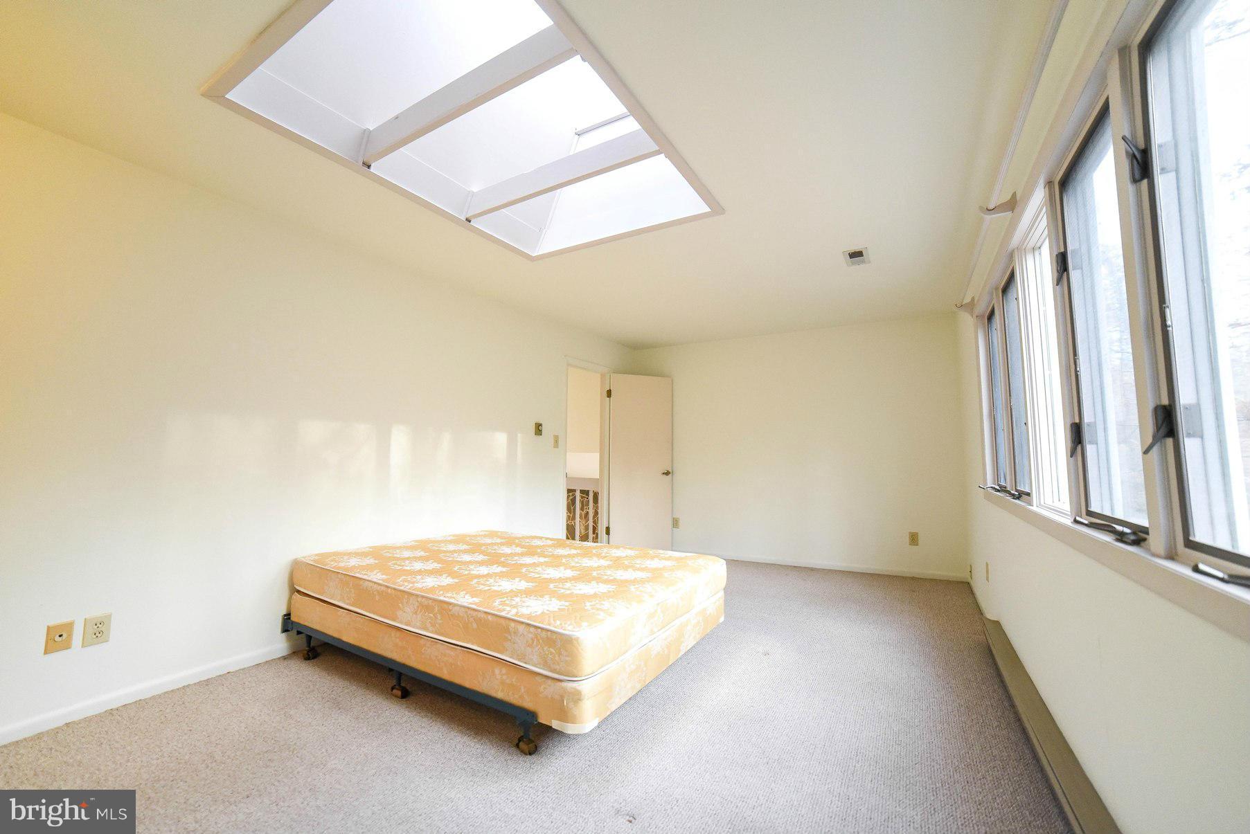 GILLENS GROVE - Residential