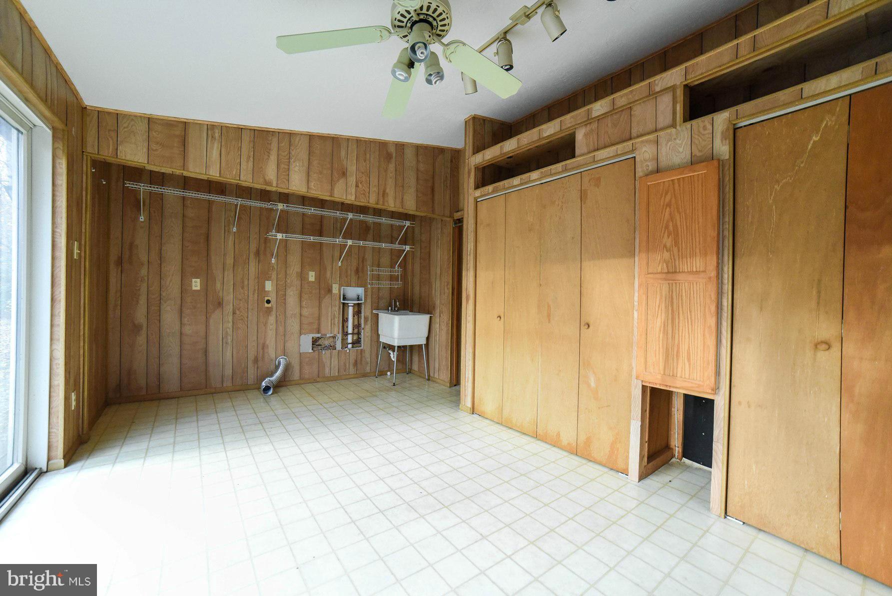 GILLENS GROVE - Residential