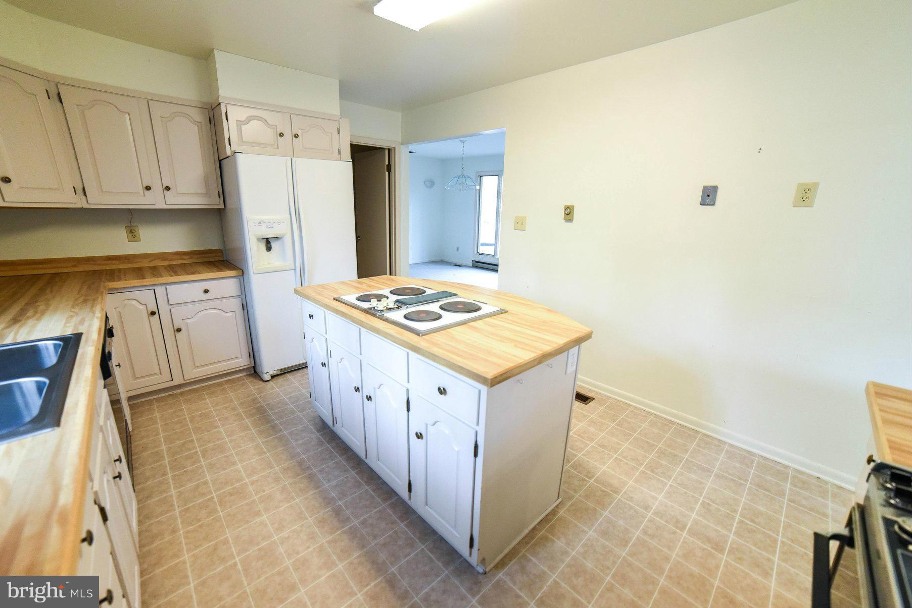 GILLENS GROVE - Residential