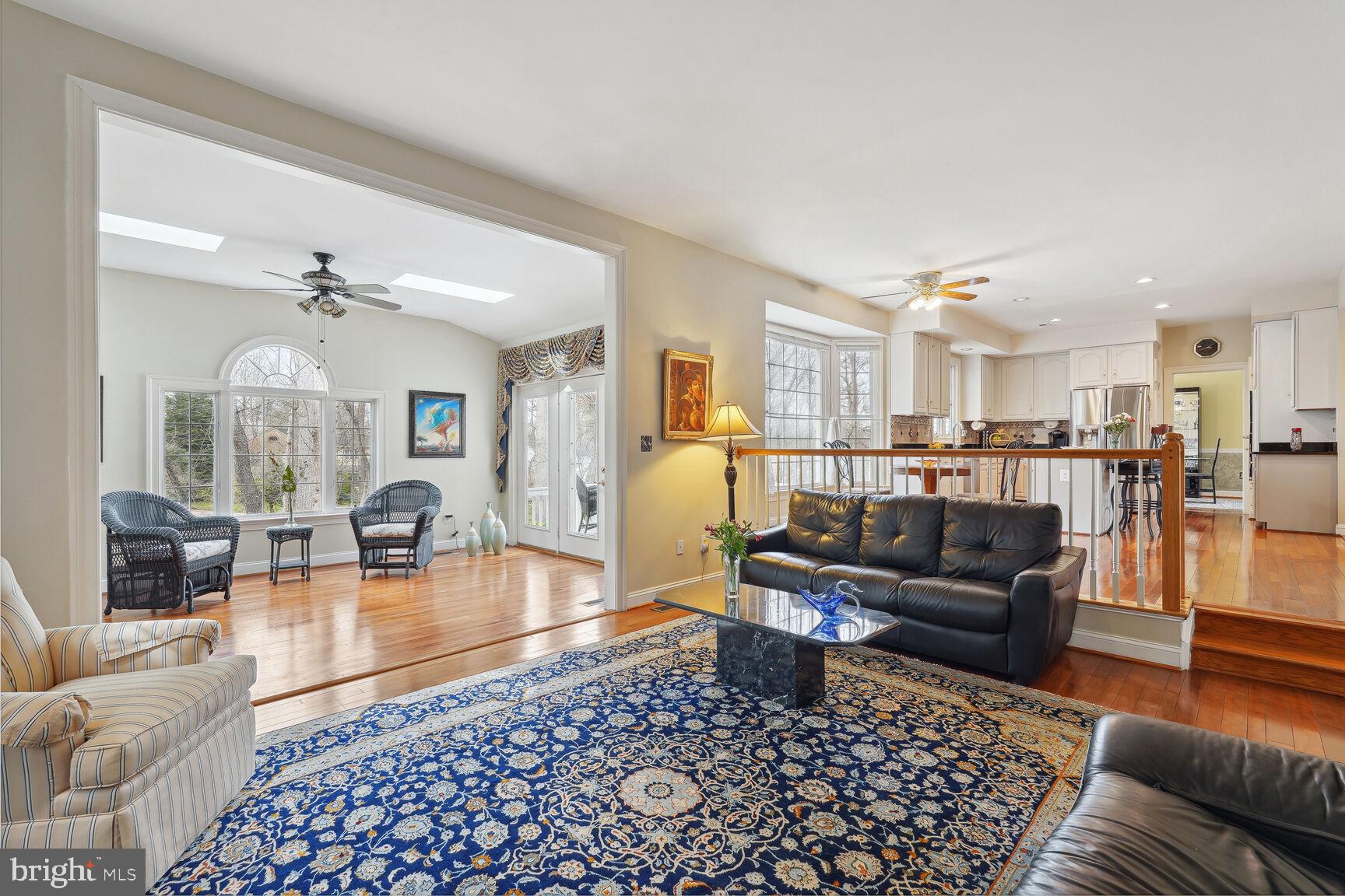 FALLS FARM - Residential