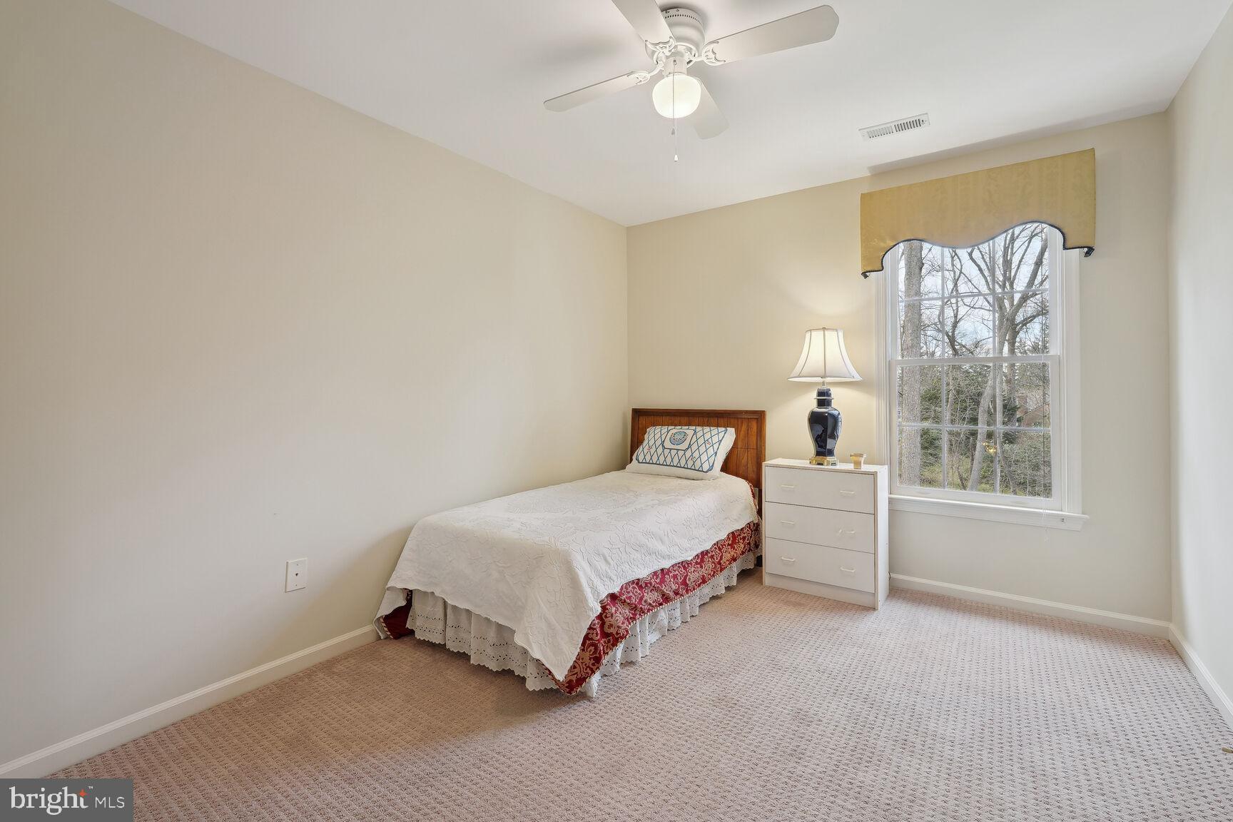 FALLS FARM - Residential