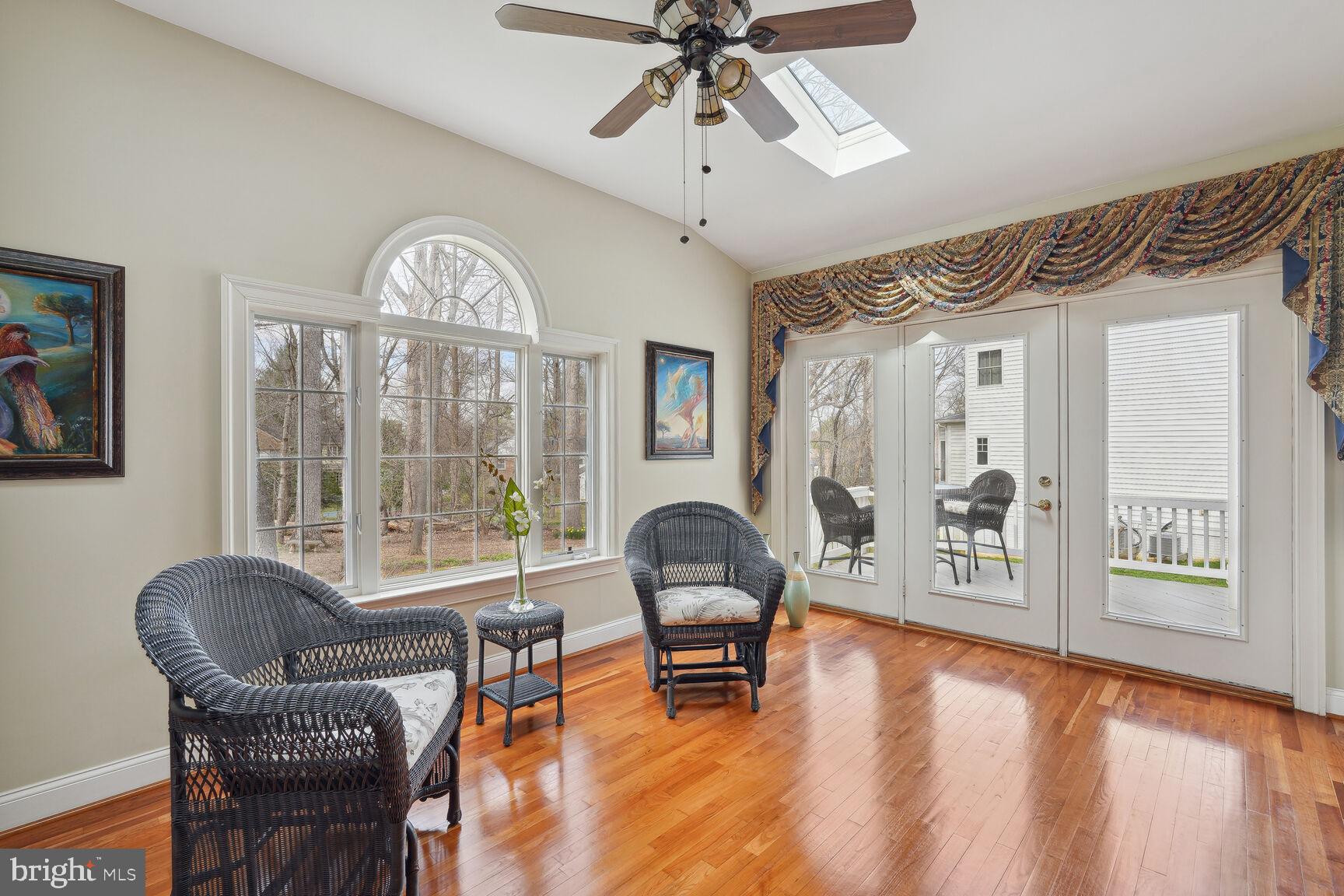 FALLS FARM - Residential