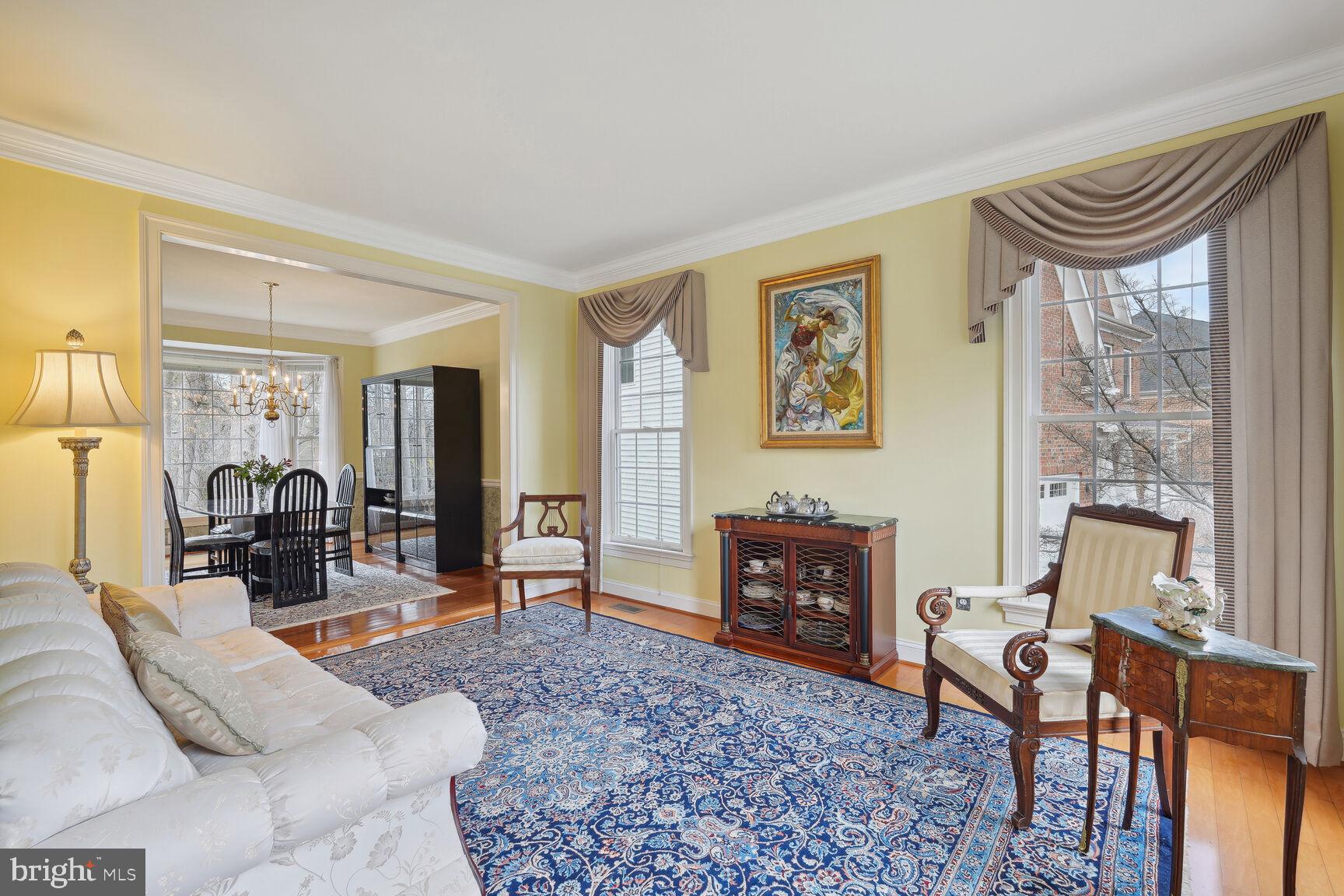 FALLS FARM - Residential