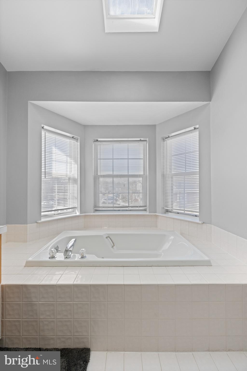 FOX RIDGE - Residential