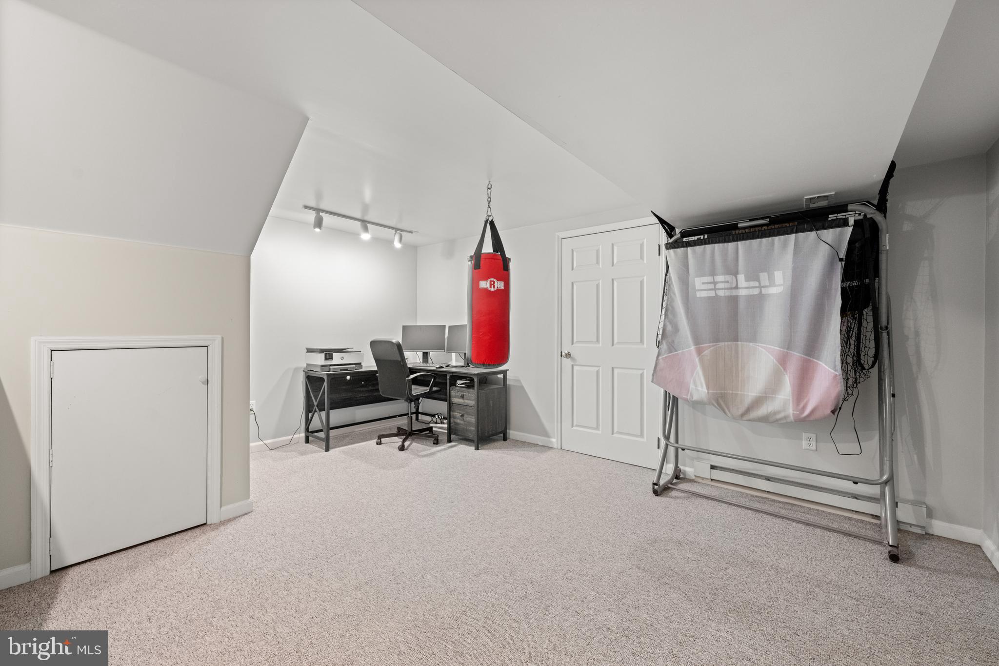 FOX RIDGE - Residential