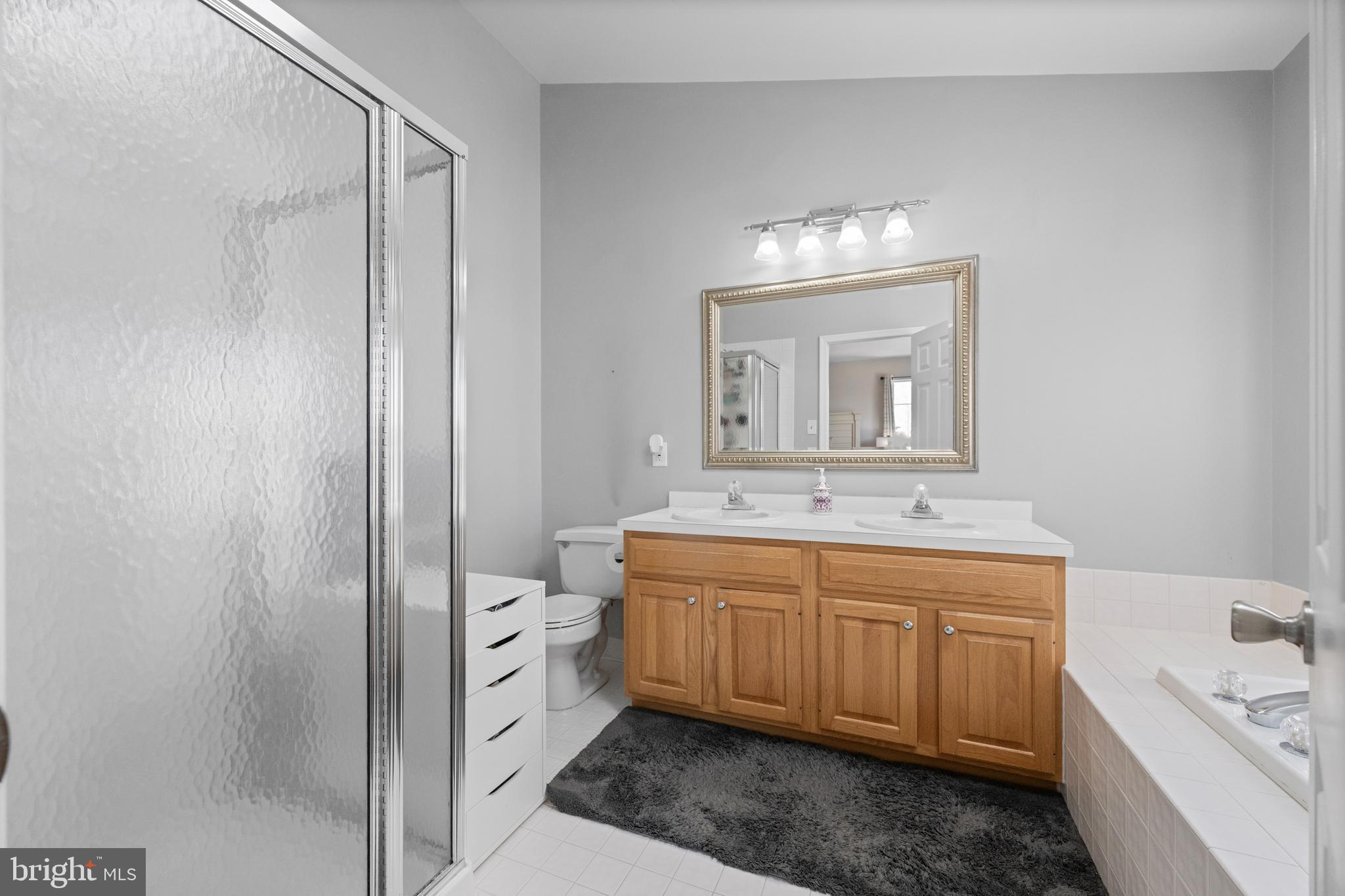 FOX RIDGE - Residential