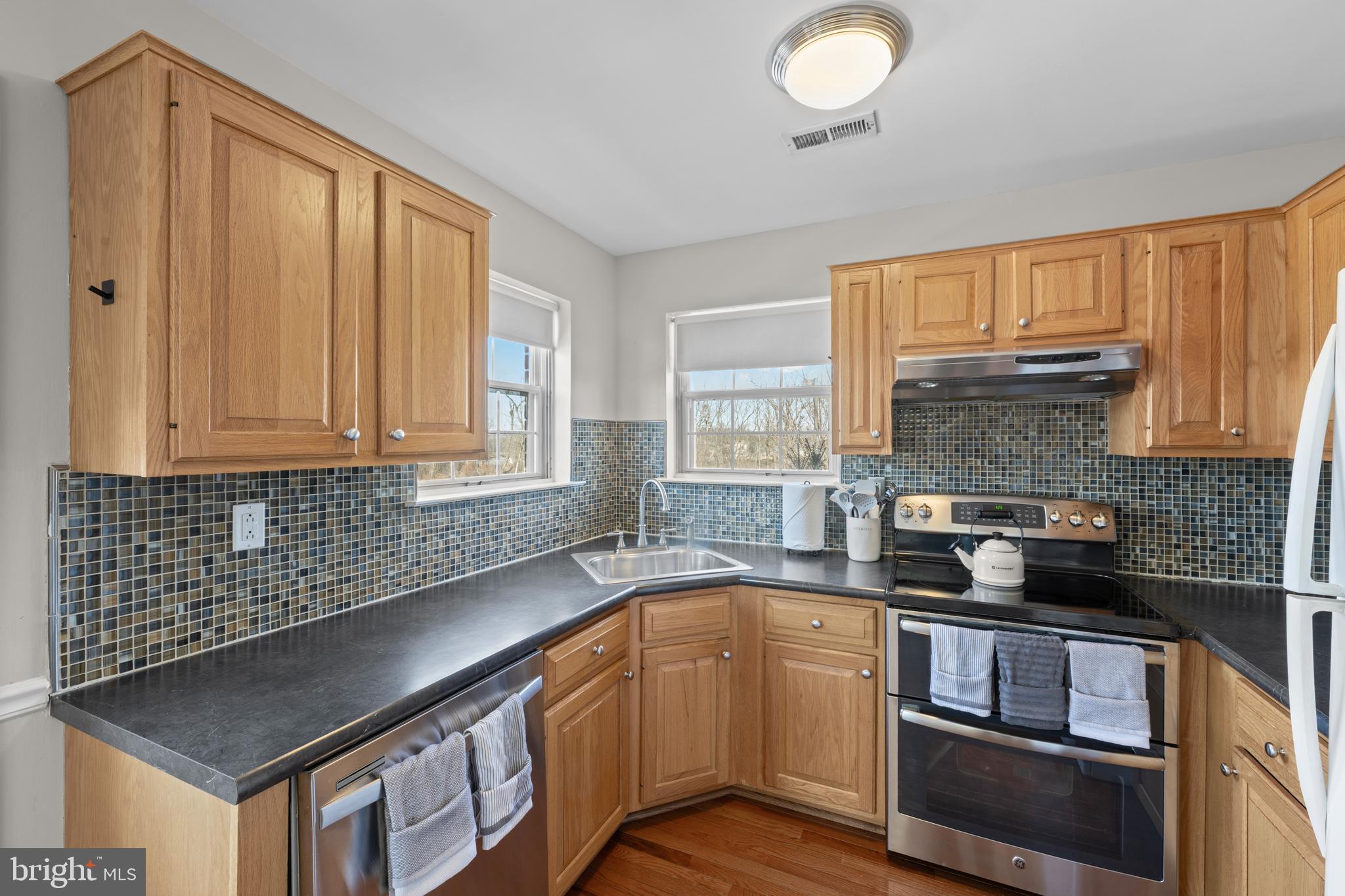 FOX RIDGE - Residential