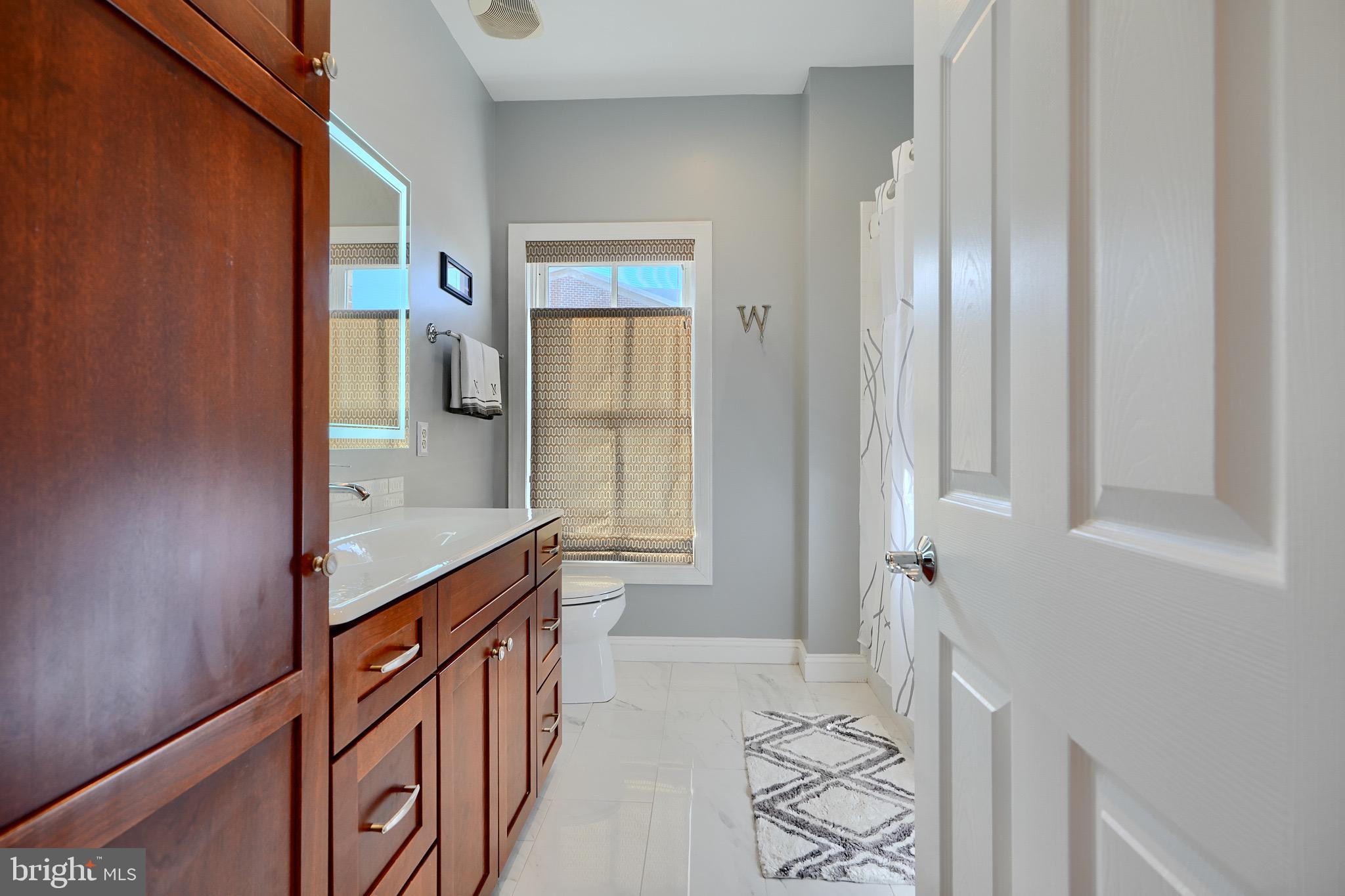 LIGHTHOUSE POINT - Residential