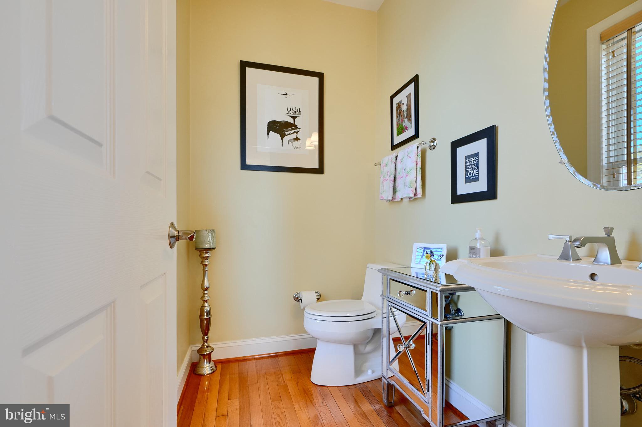 LIGHTHOUSE POINT - Residential