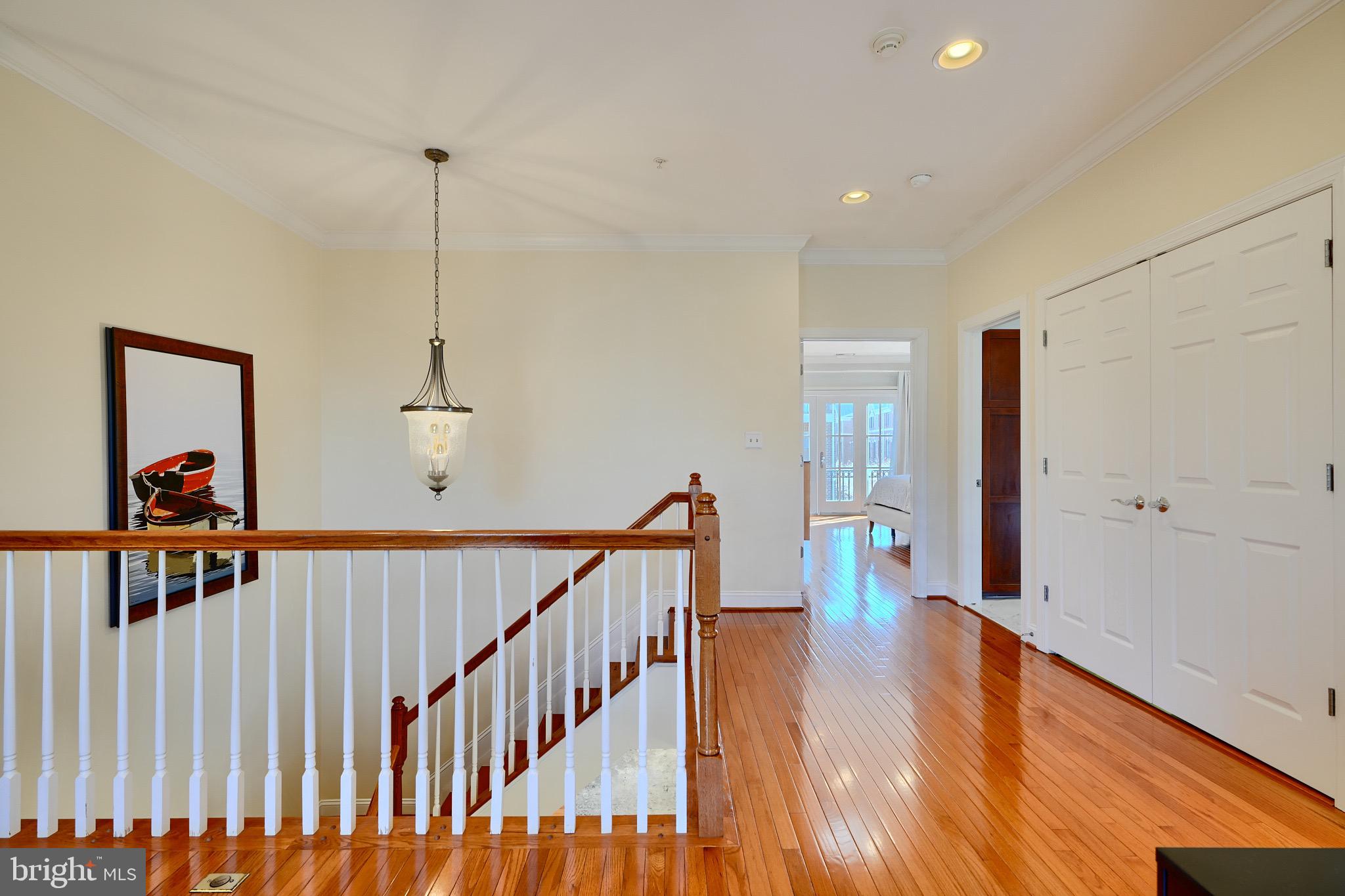 LIGHTHOUSE POINT - Residential