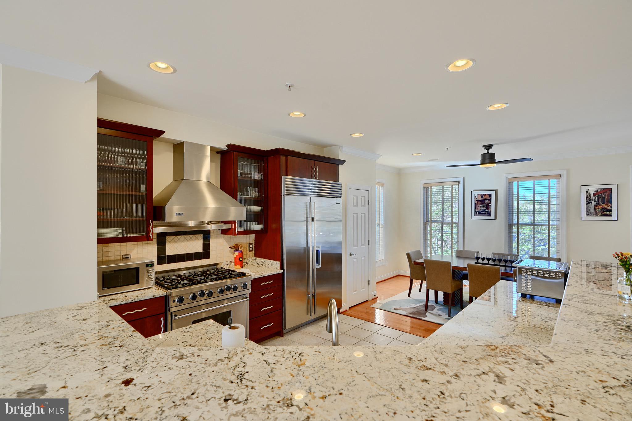 LIGHTHOUSE POINT - Residential