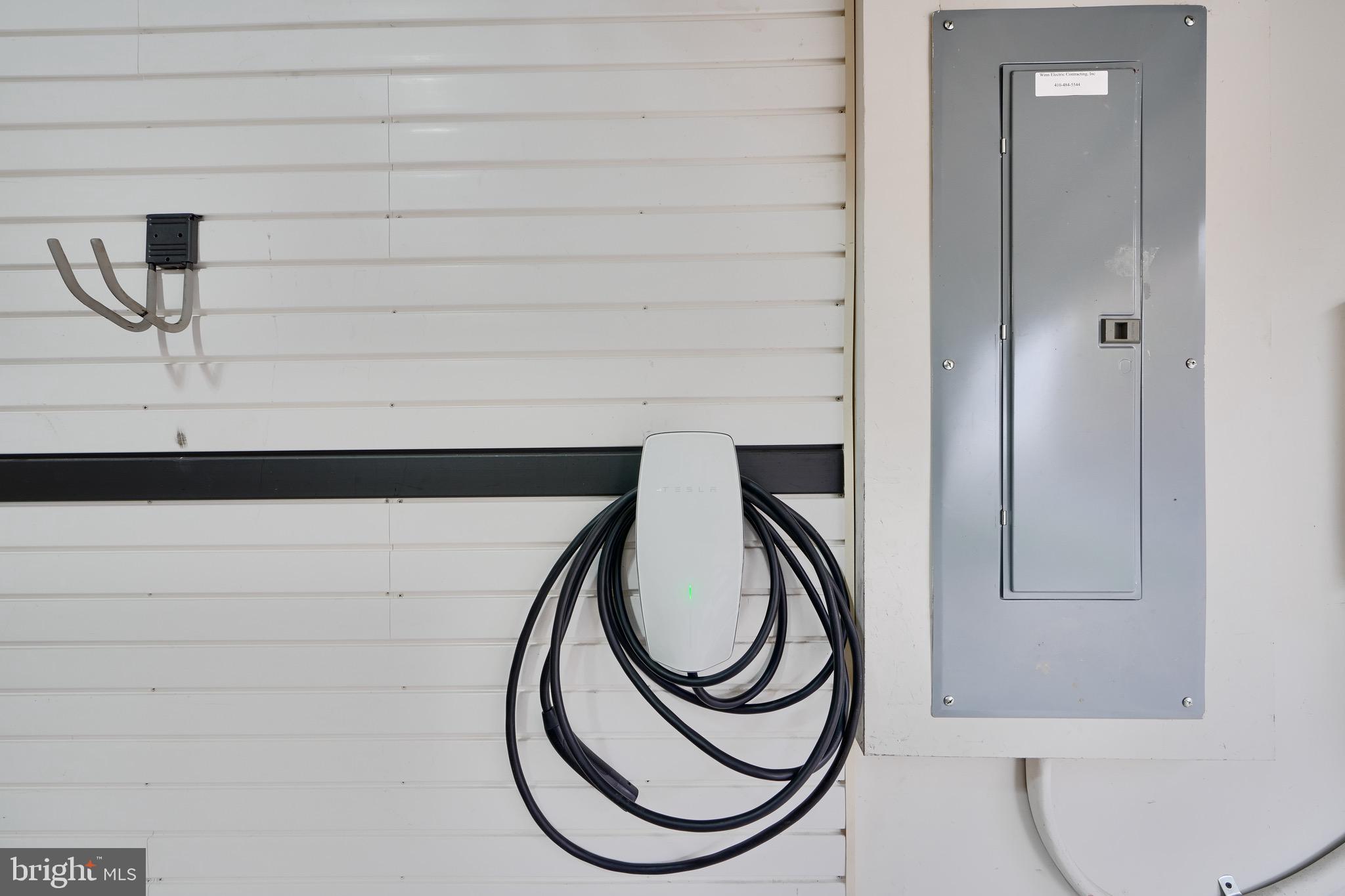 LIGHTHOUSE POINT - Residential