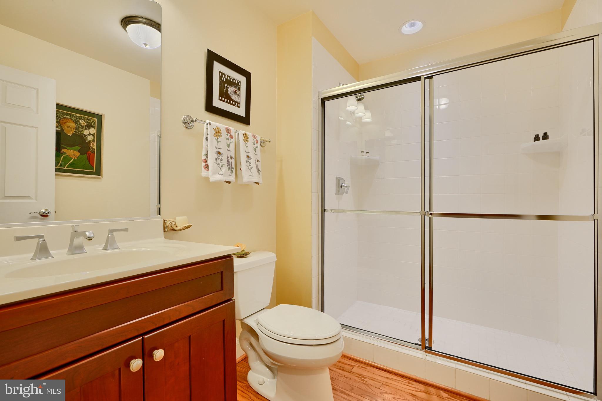 LIGHTHOUSE POINT - Residential