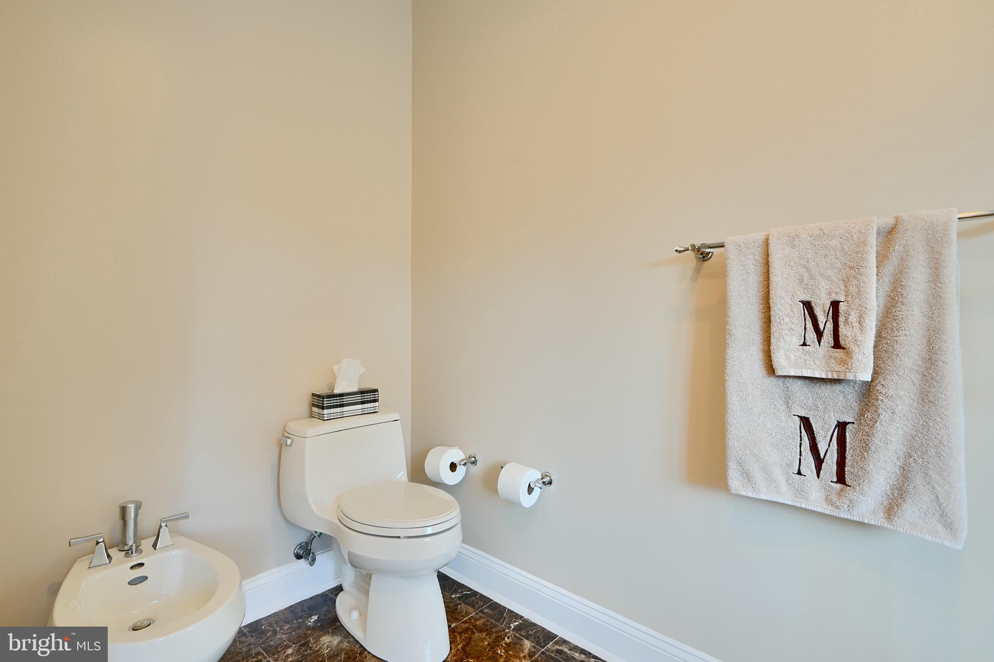 LIGHTHOUSE POINT - Residential